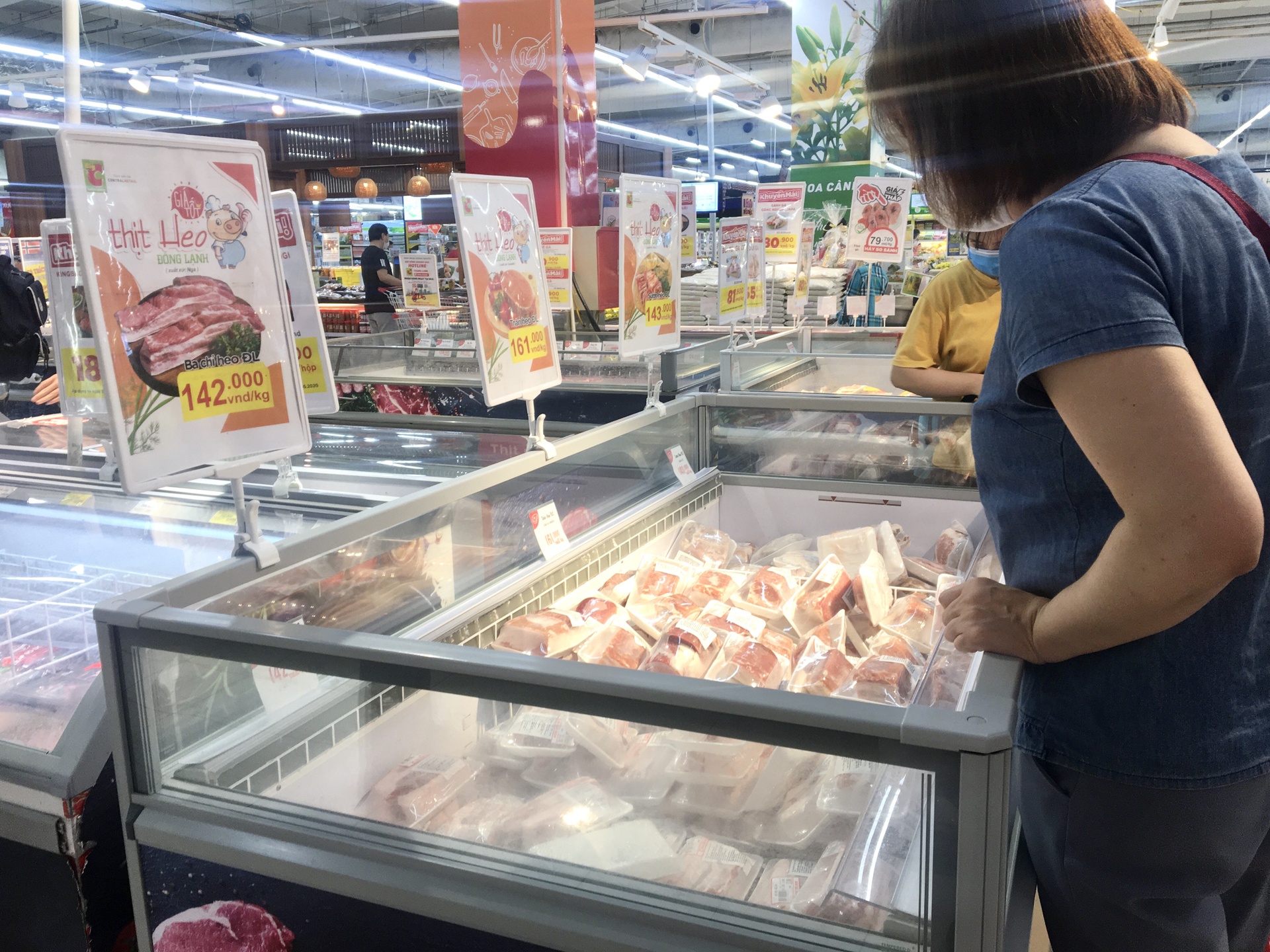 Nhap khau thit lon de giam gia trong nuoc anh 1