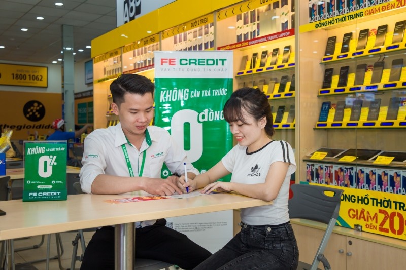 Ai dang nam thi truong cho vay tieu dung? anh 2