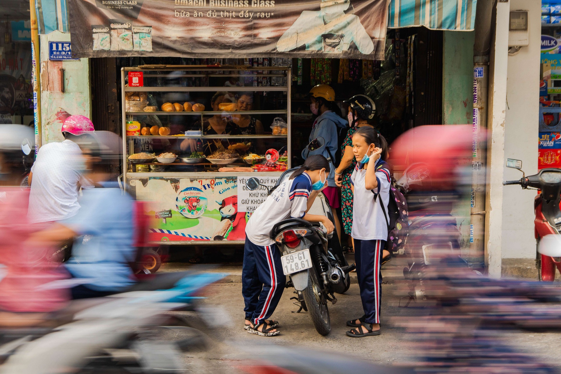 Banh mi Ba Tau 45 nam noi tieng tai TP.HCM anh 2