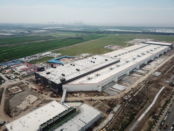 Ben trong loat biet thu tri gia 100 trieu USD cua ong chu Tesla hinh anh 17 17.jpg