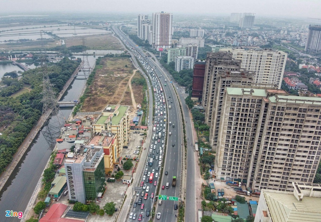 un tac keo dai cua ngo Ha Noi anh 1