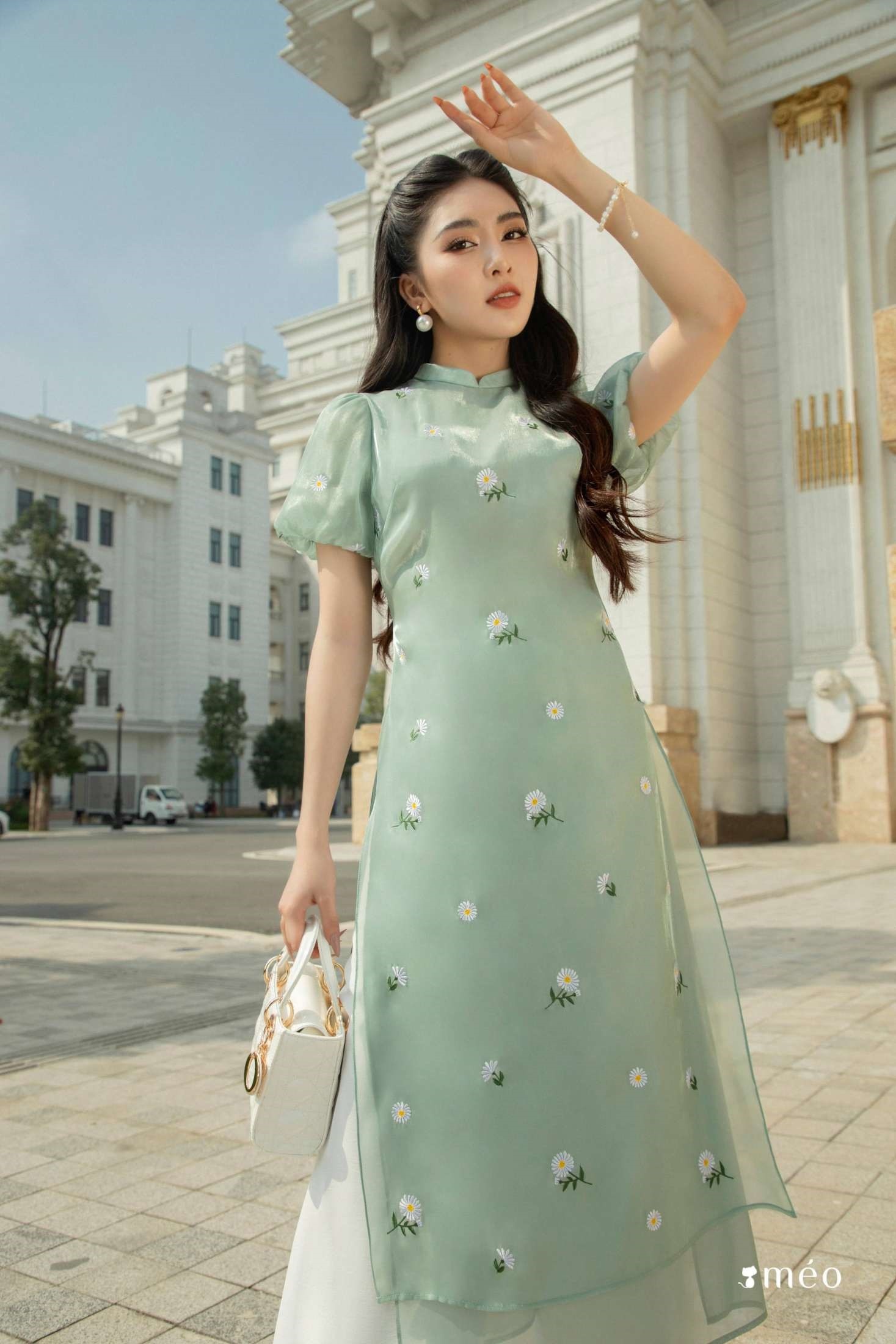 Le hoi mua sam Tet anh 2