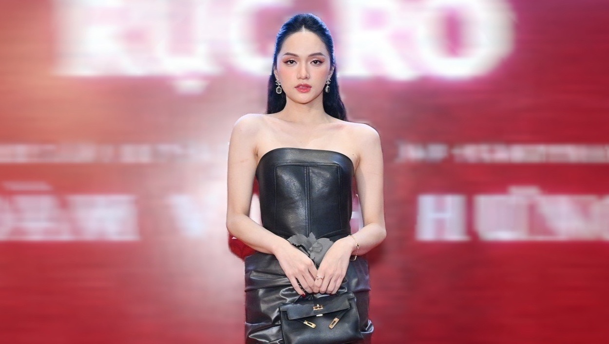 Huong Giang chen hang anh 1