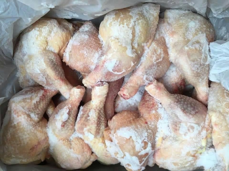 Ga Viet 'ap luc' vi ga nhap khau gia re anh 3