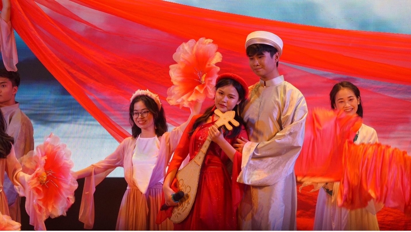 van hoa doc, tiet doc sach, ky nang doc anh 2