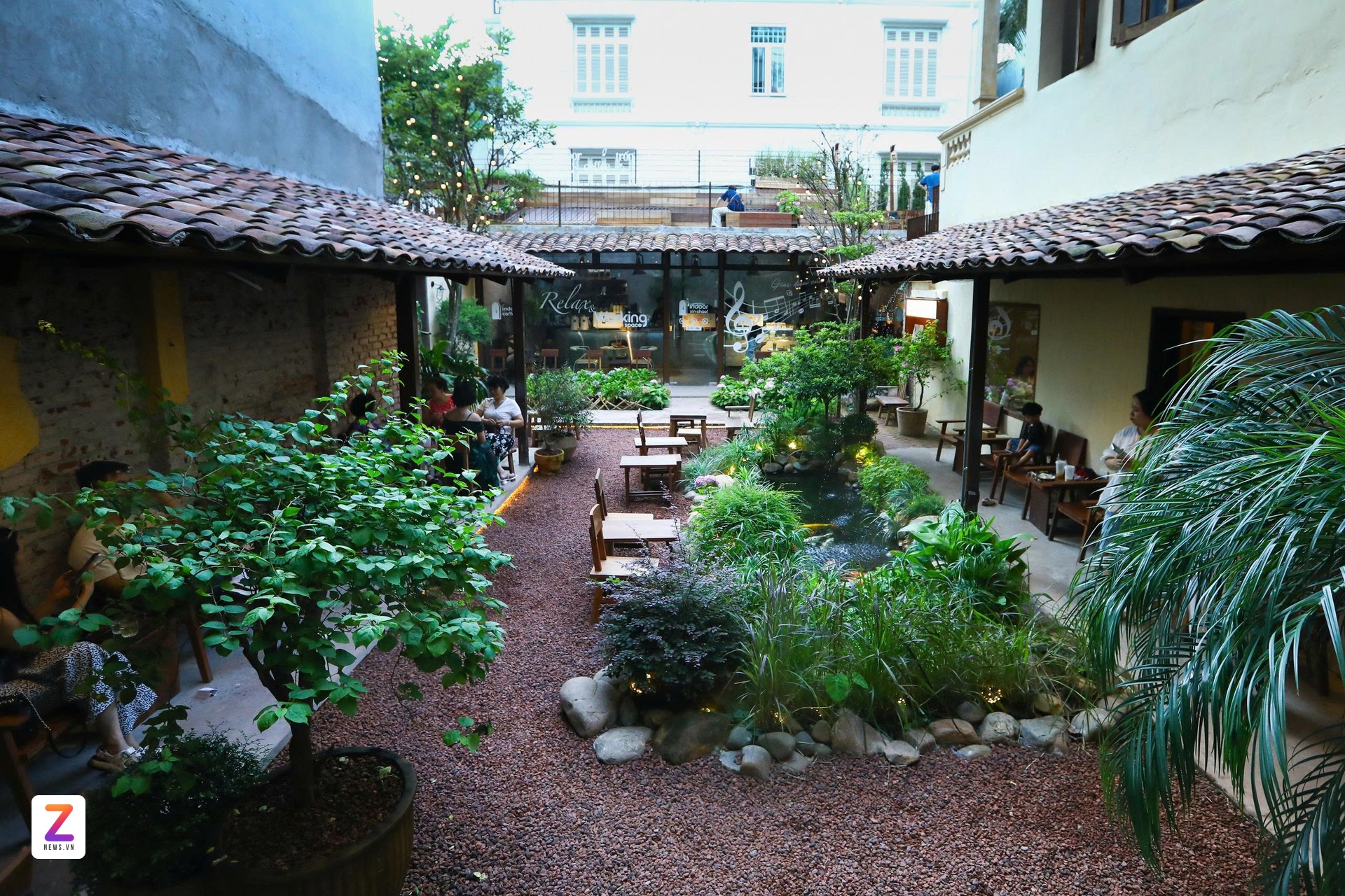 cho checkin, chup hinh checkin, cafe sach, cafe chup hinh, cafe ho Tay anh 6