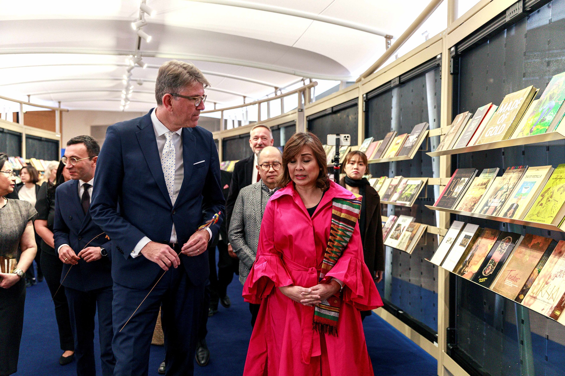 Frankfurt, khach moi danh du, hoi sach Frankfurt, hoi sach Duc, Guest of Honour, hoi sach, Philippines anh 3