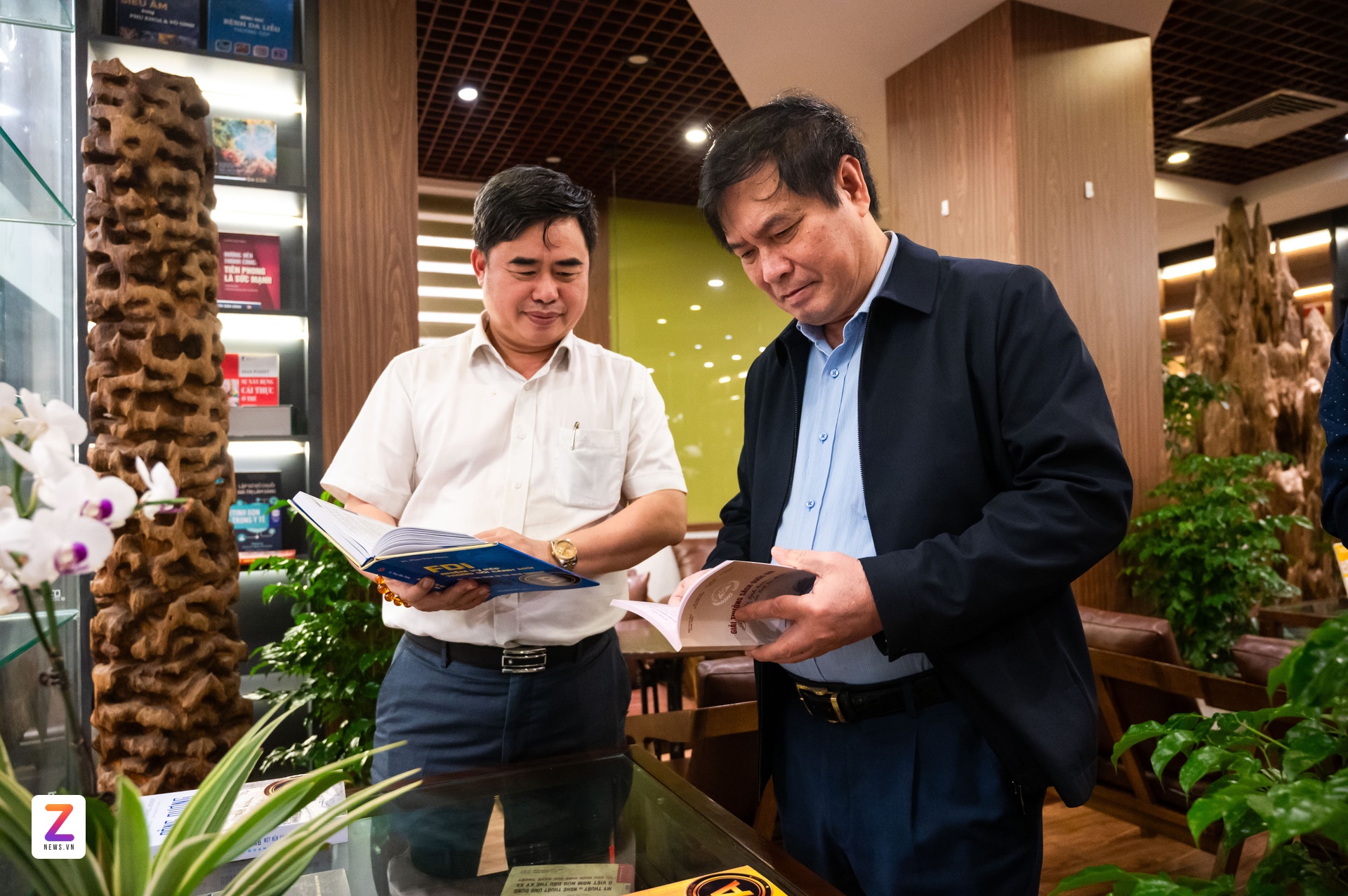 Giai thuong Sach quoc gia anh 2