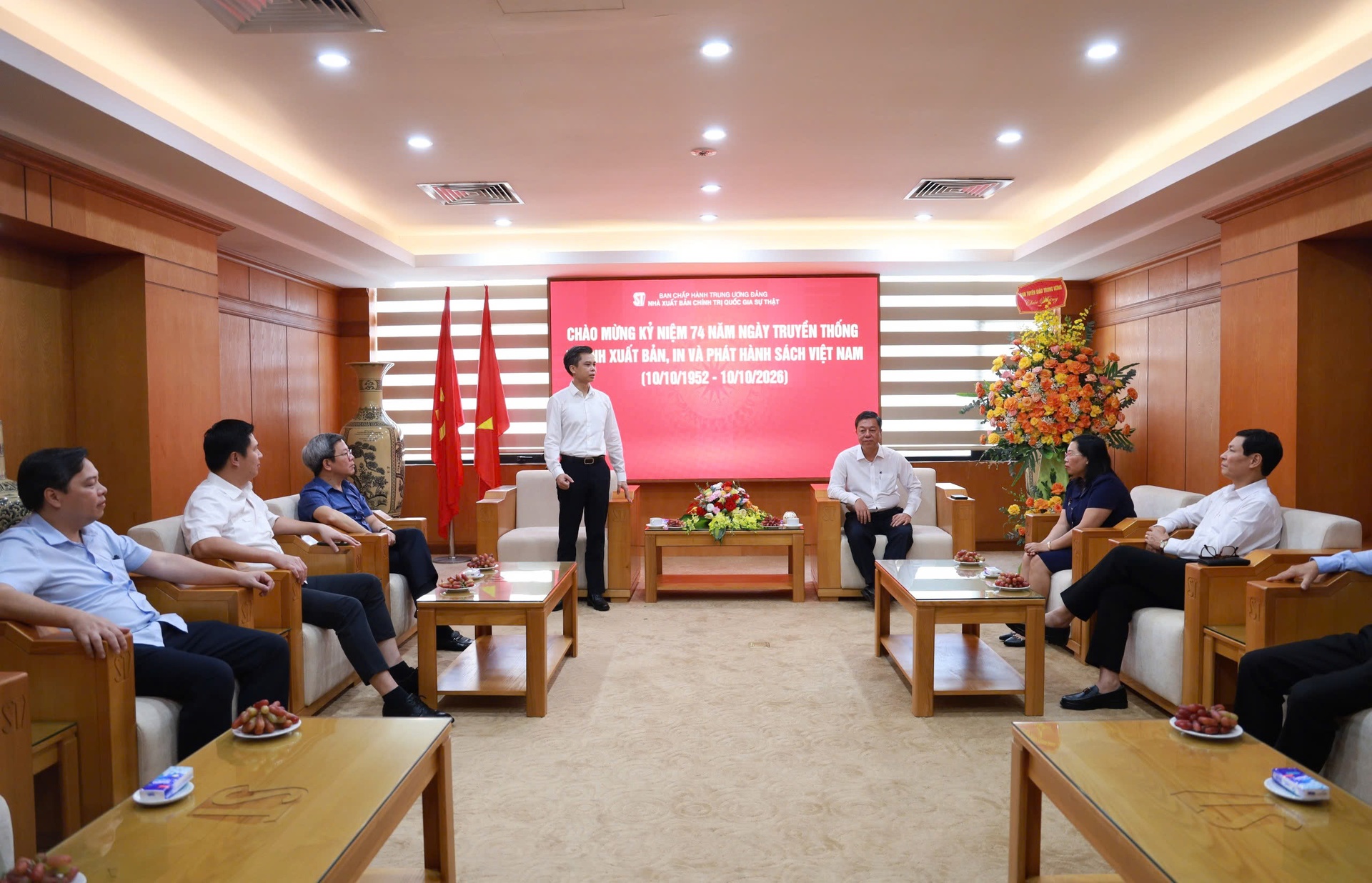 Ban tuyên giáo ảnh 3
