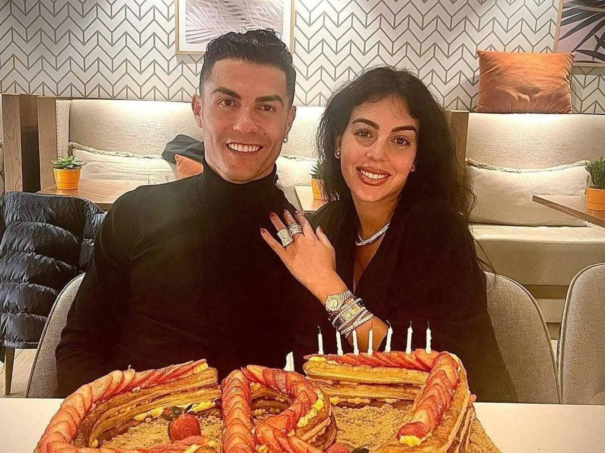 Cristiano_Ronaldo_Georgina_Rodriguez.jpg