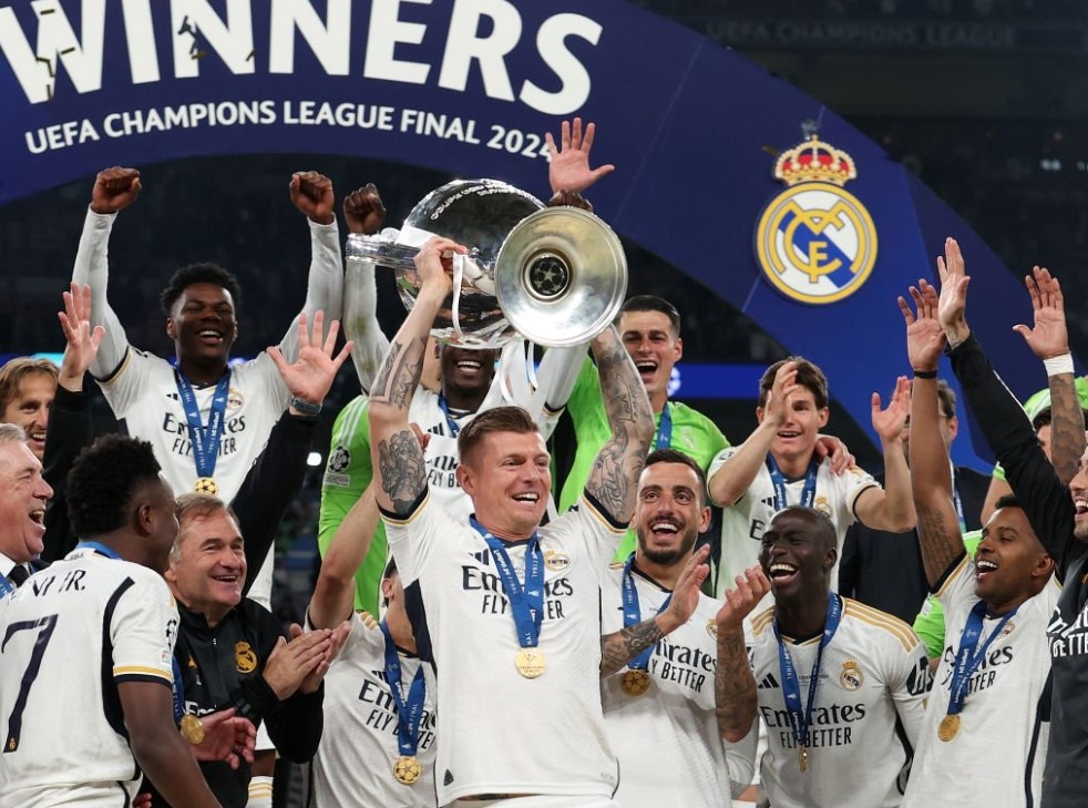 Khoảnh khắc xúc động giữa Kroos và Reus ở chung kết C1 7 chung ket C1 anh 7