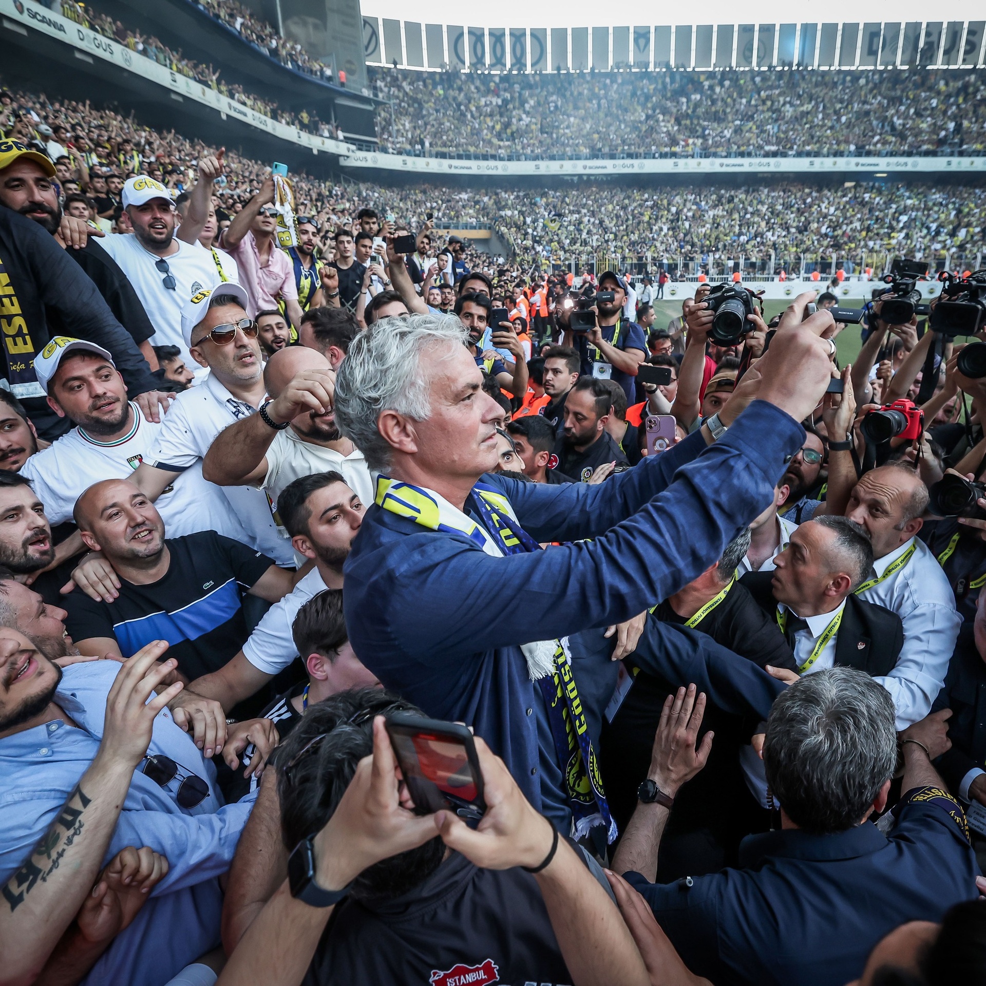 Mourinho sang Fenerbahce anh 6