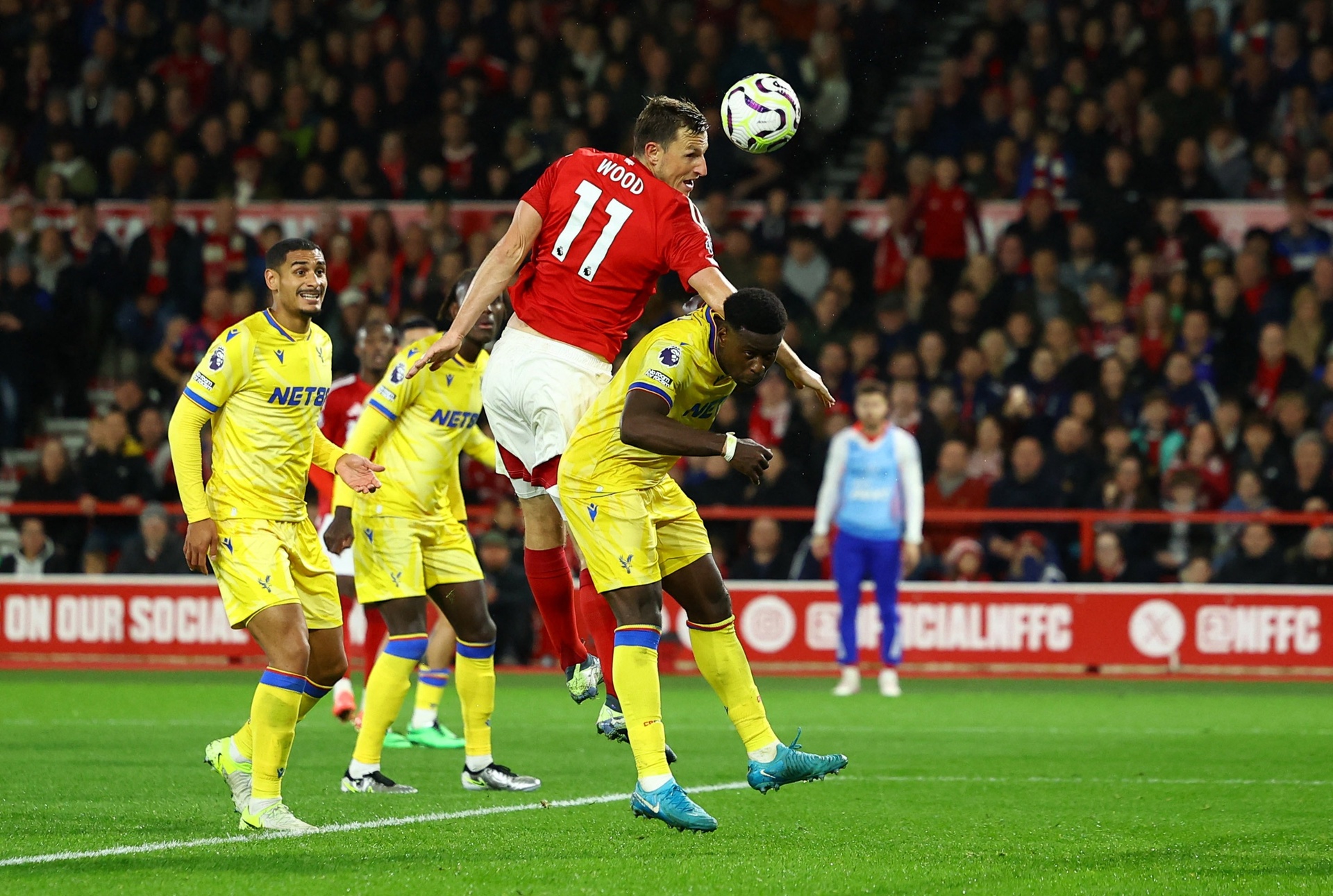 Đội đua trụ hạng mùa trước đang khiến cả Premier League ngỡ ngàng 2 Nottingham Forest anh 1