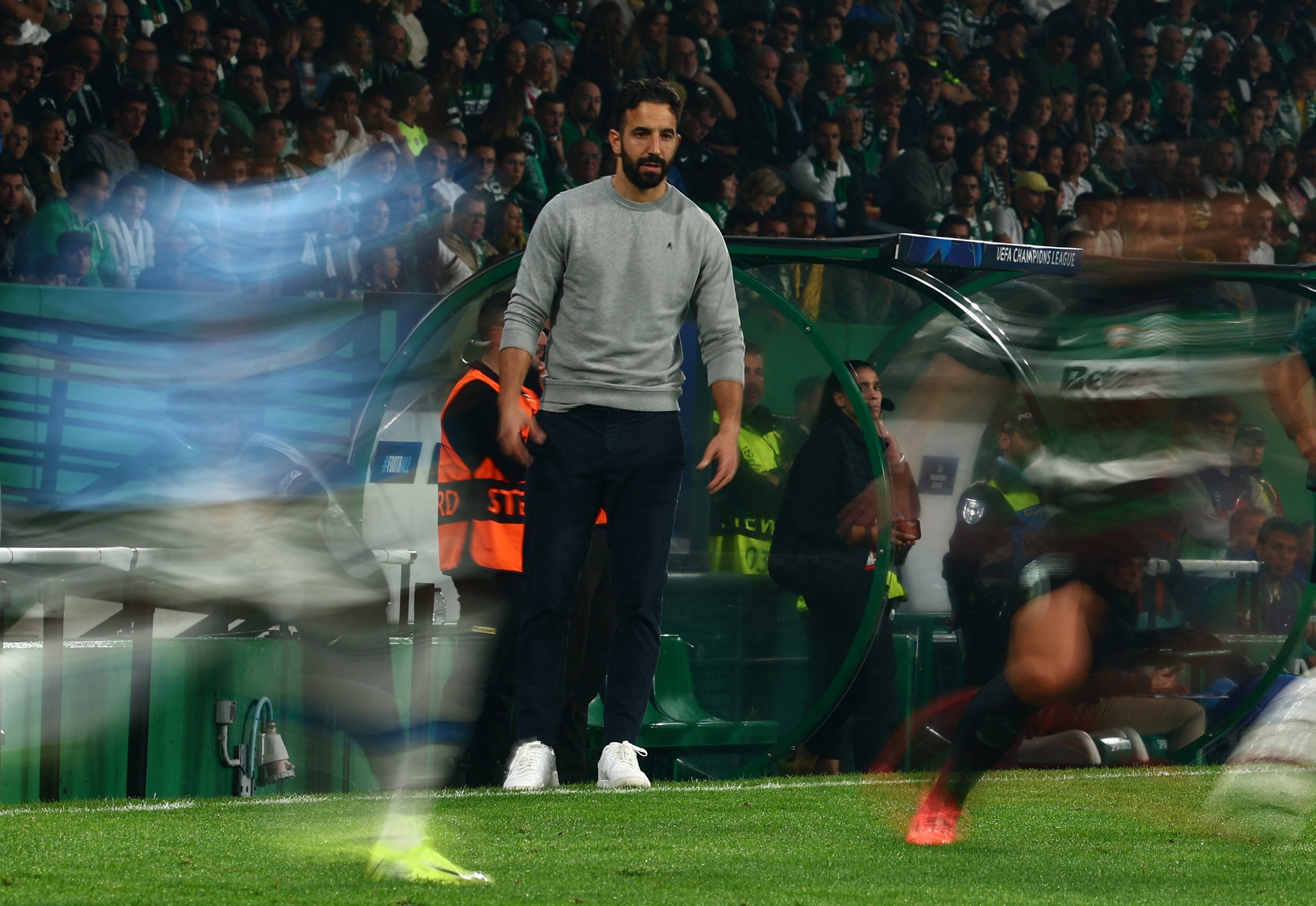 Sporting dau Man City anh 1