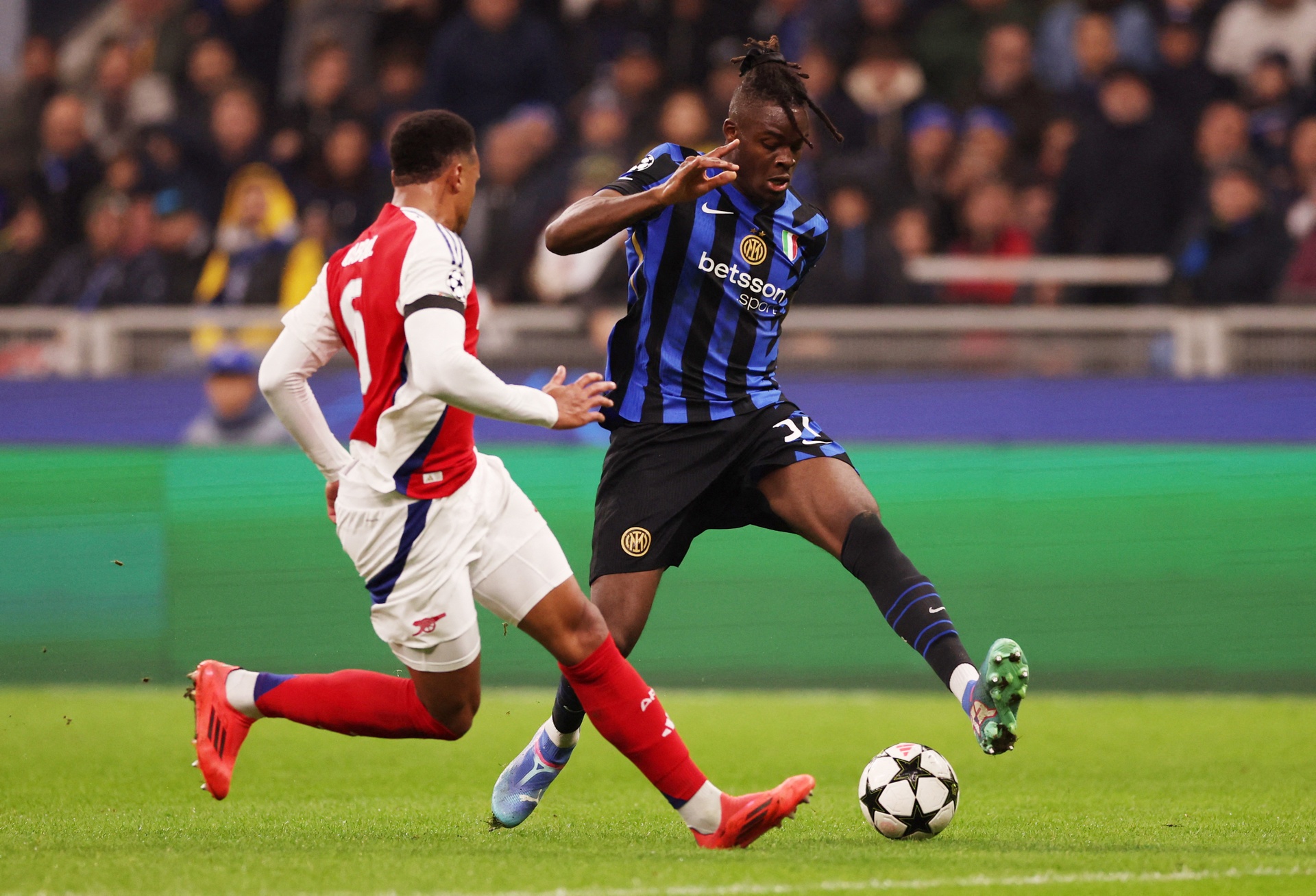 Arsenal dau Inter anh 6