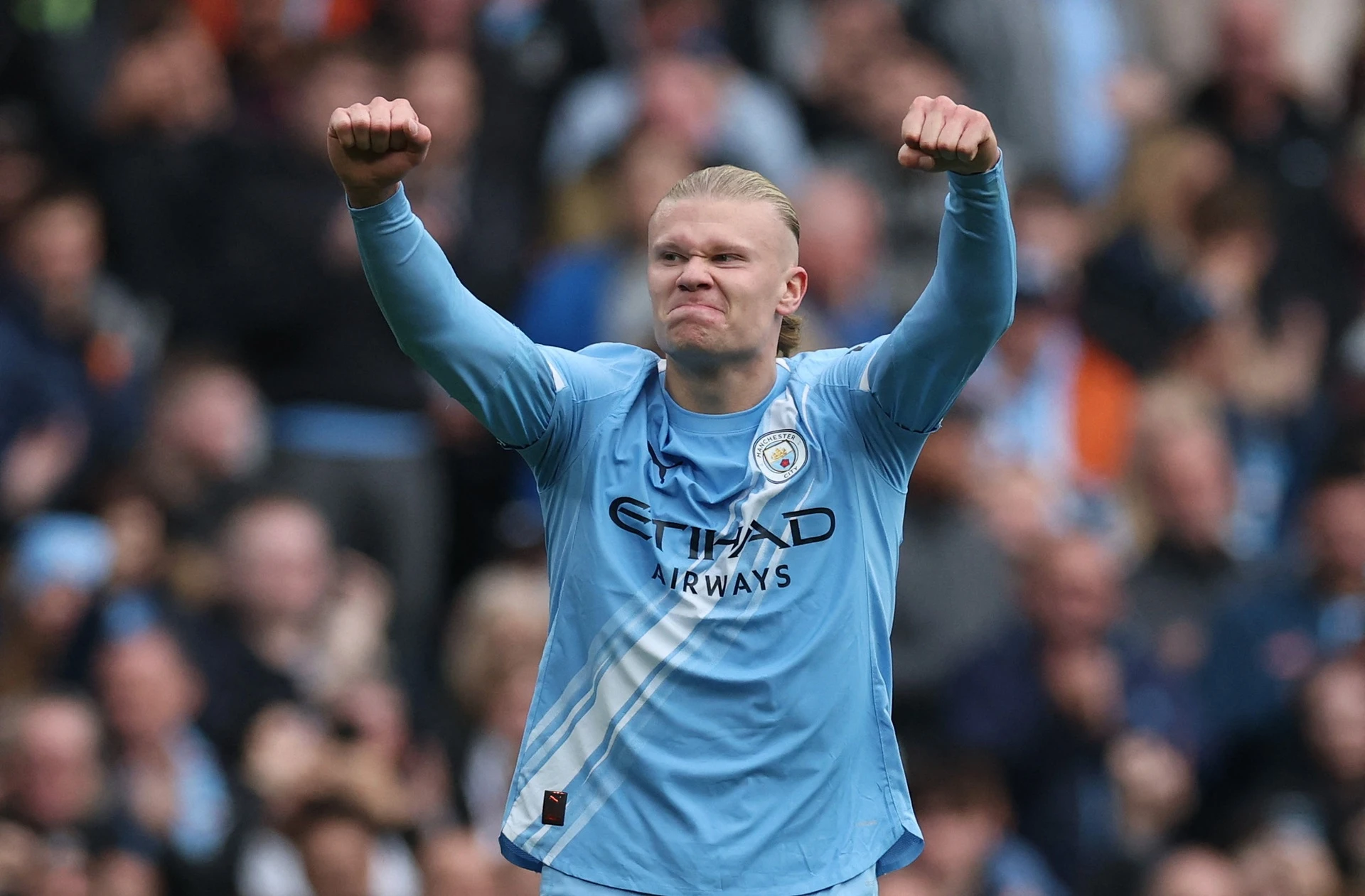 Erling Haaland trong trận đấu Man City vs Everton