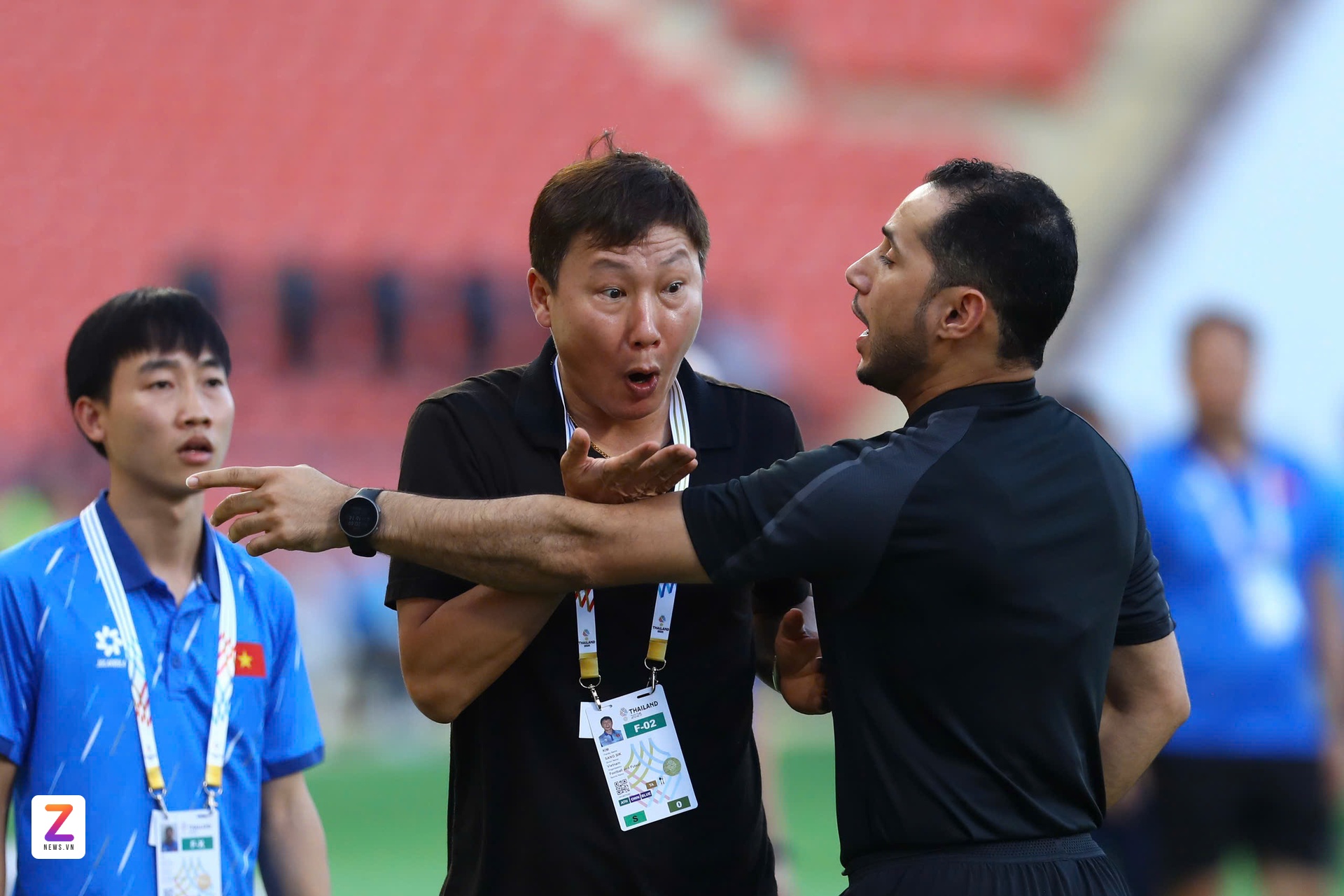 HLV Kim Sang-sik cứ thay người là có bàn, chưa bao giờ thua chung kết 3 Kim Sang-sik anh 1