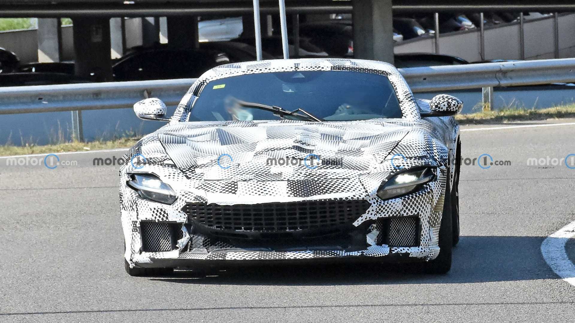 Ferrari V12 anh 1