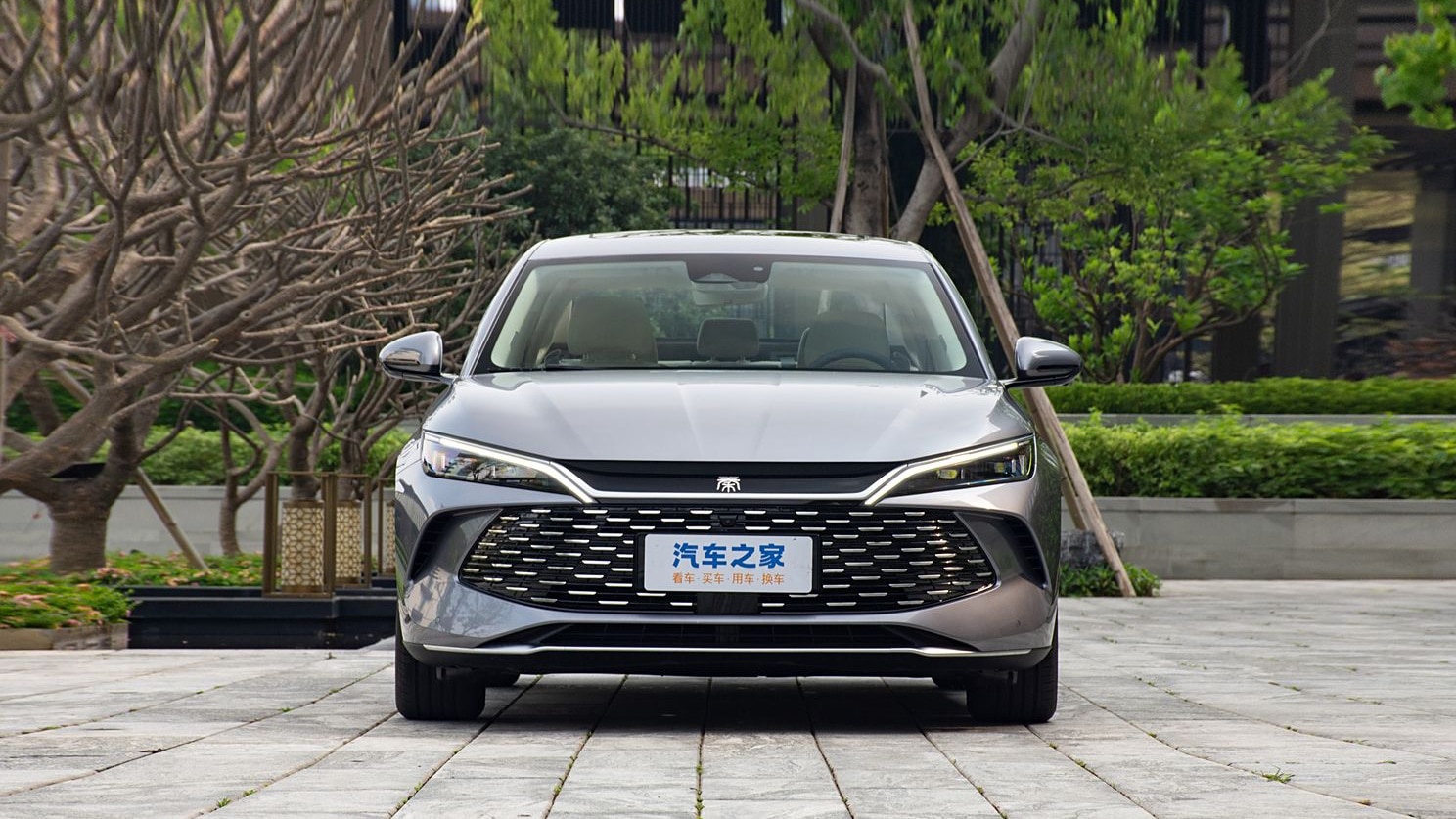 BYD Qin L anh 2