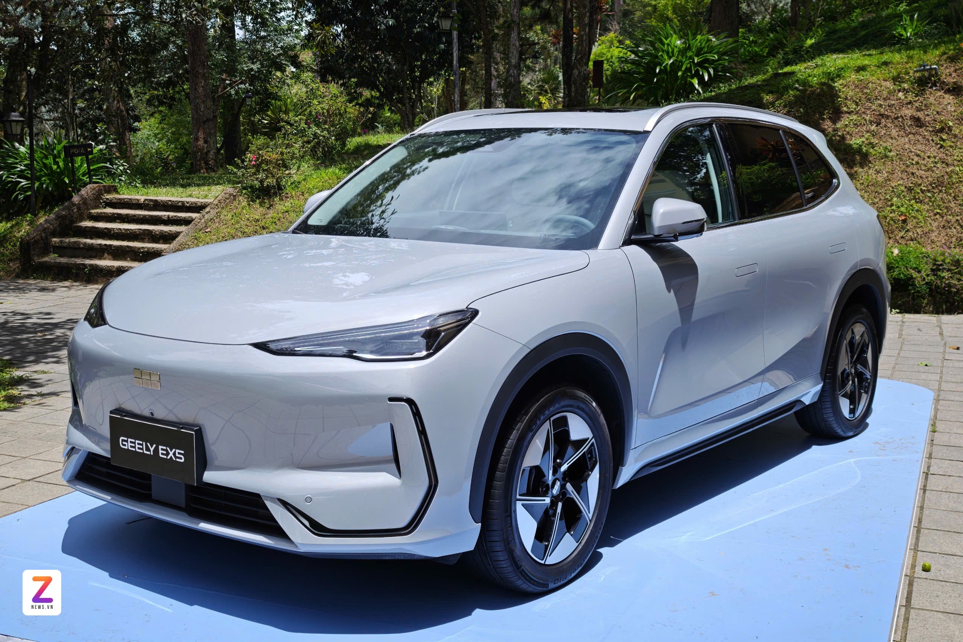 Geely EX5 anh 12