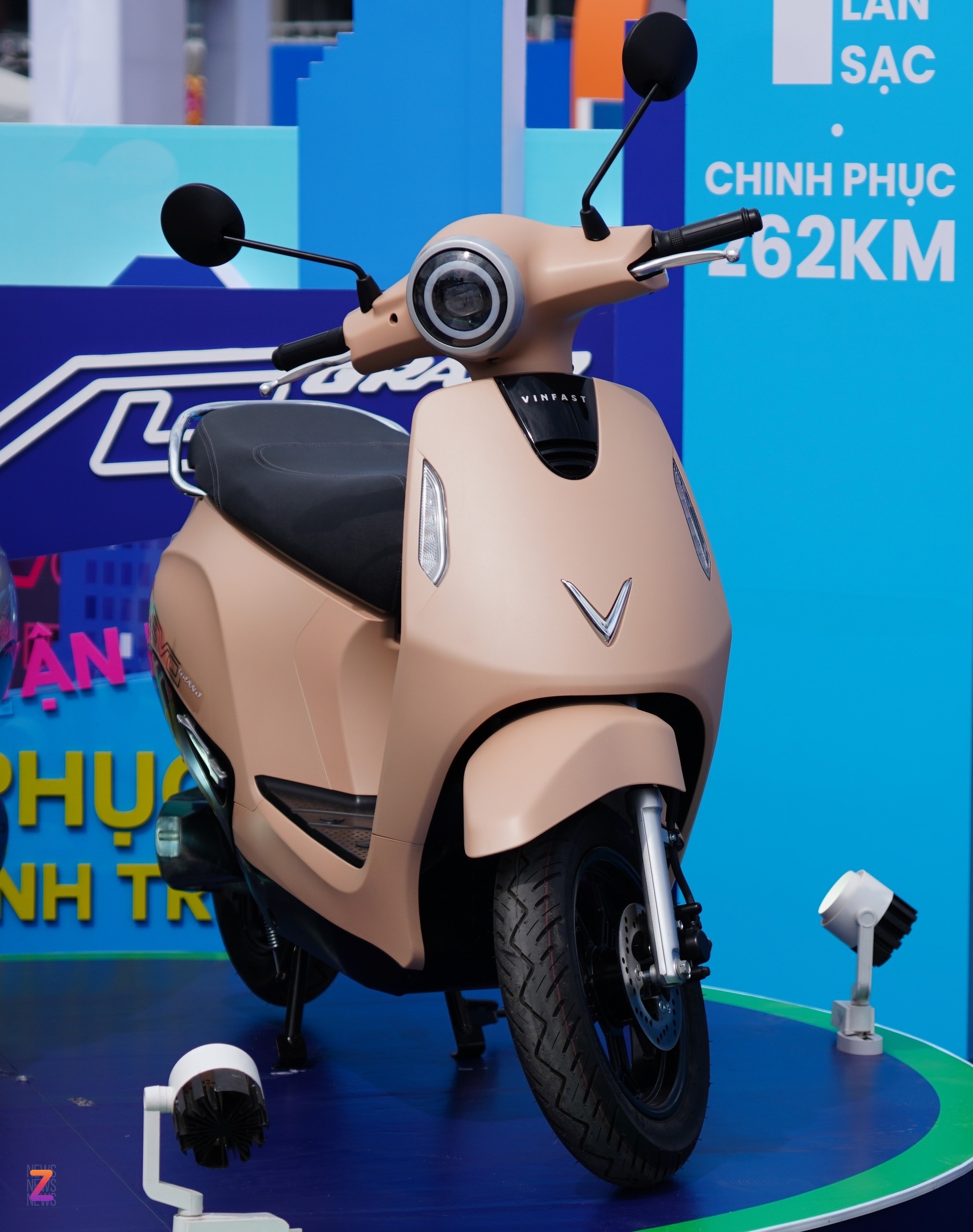 Xe may dien VinFast anh 4
