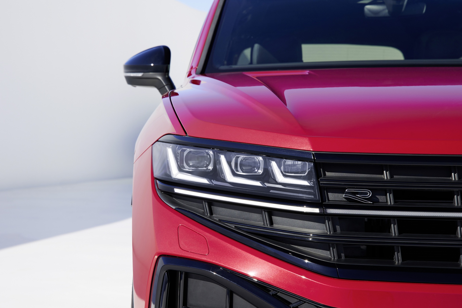 Volkswagen Touareg 2025 anh 4