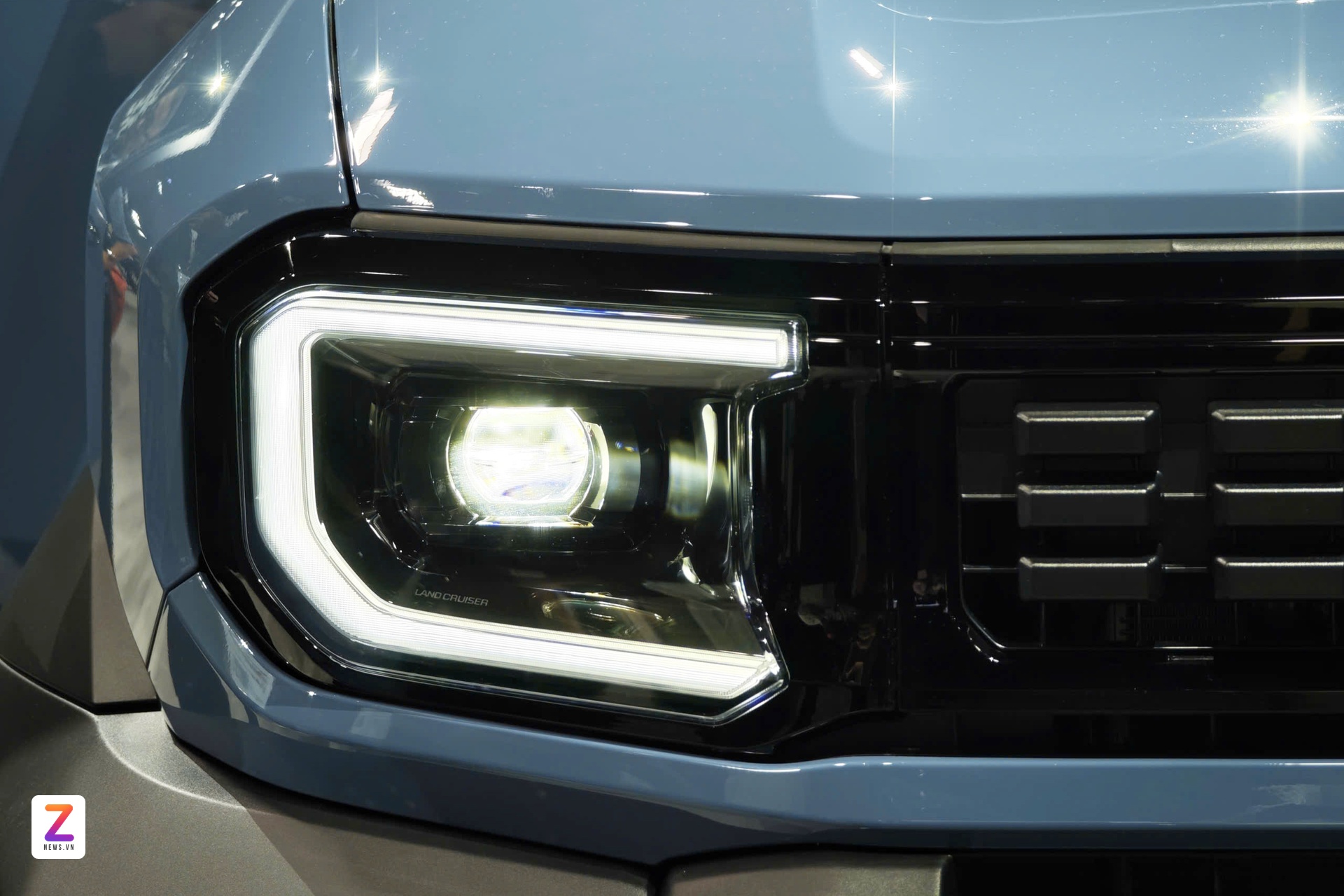 Toyota Land Cruiser FJ anh 2