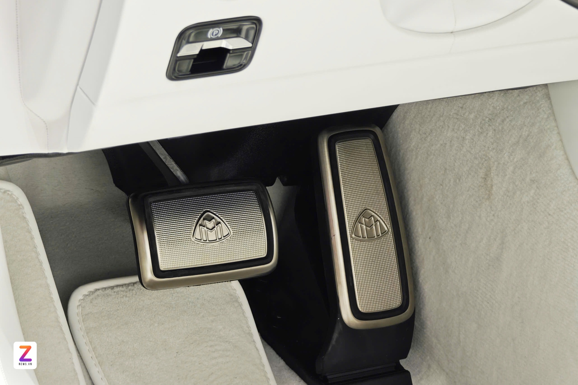 Mercedes-Maybach SL 680 anh 10