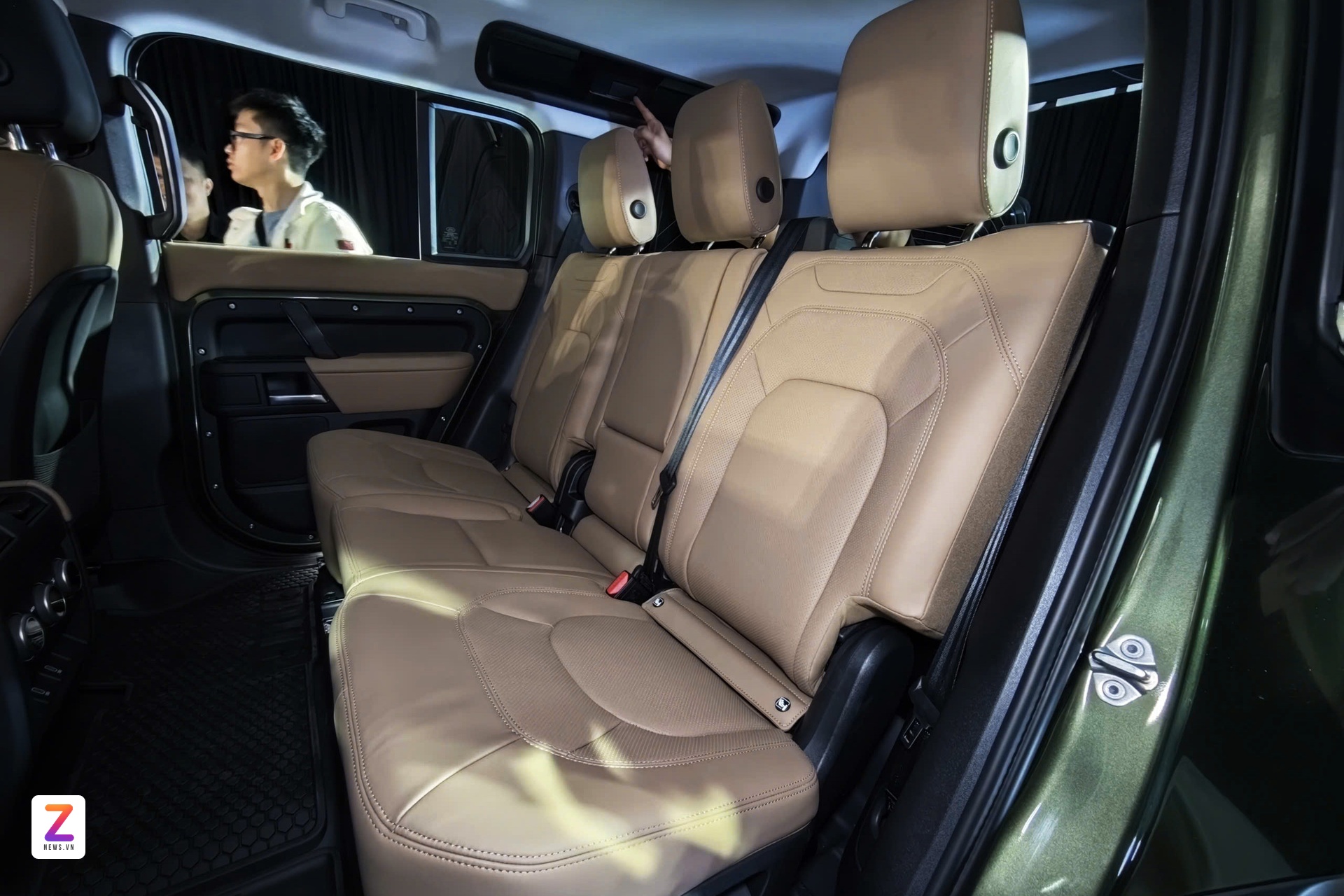 Defender ảnh 14 Defender anh 14