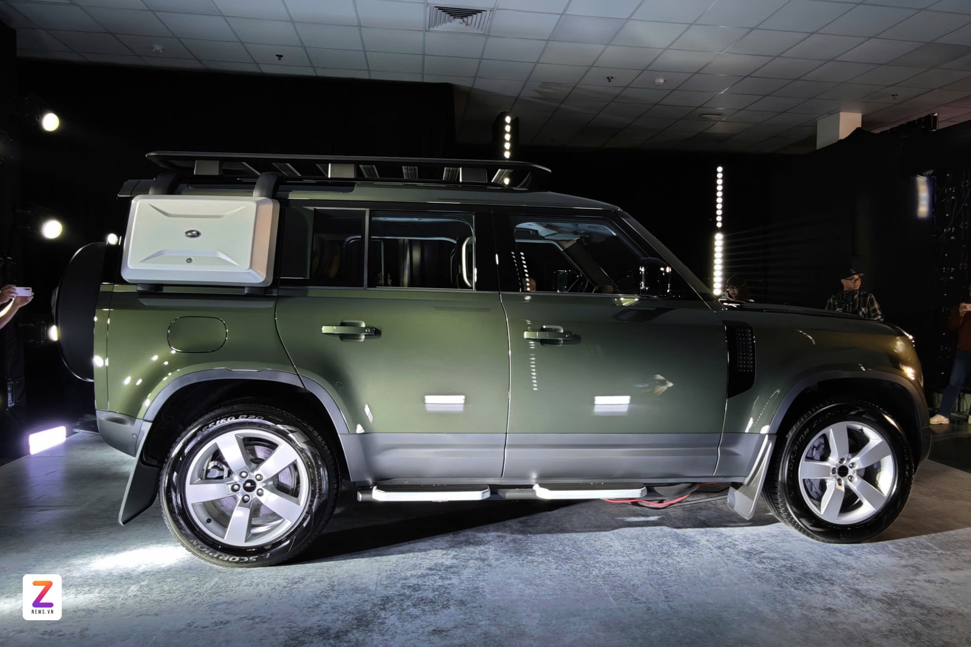 Defender ảnh 2 Defender anh 2