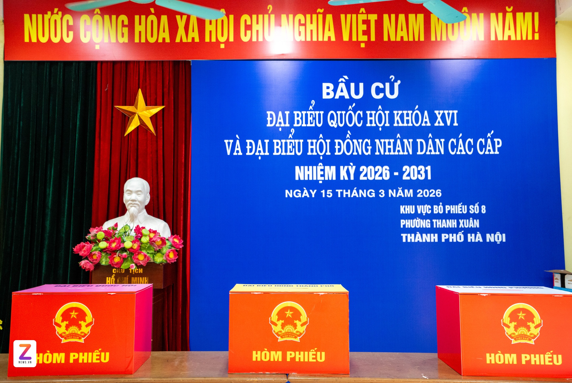 bau cu anh 17