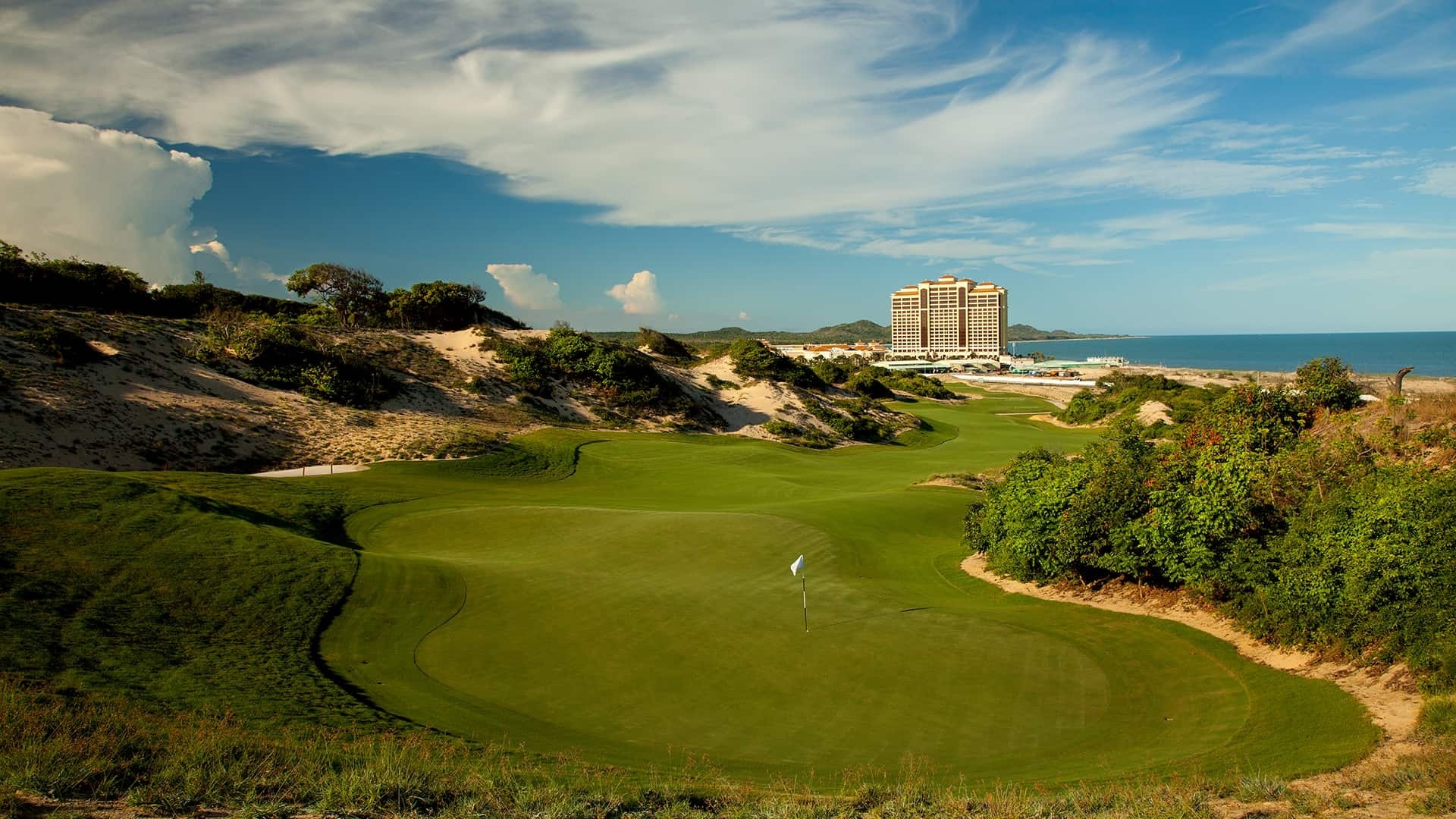 san pham du lich,  du lich golf,  du lich mua sam,  du lich suc khoe,  du lich viet nam,  thu hut du khach anh 1