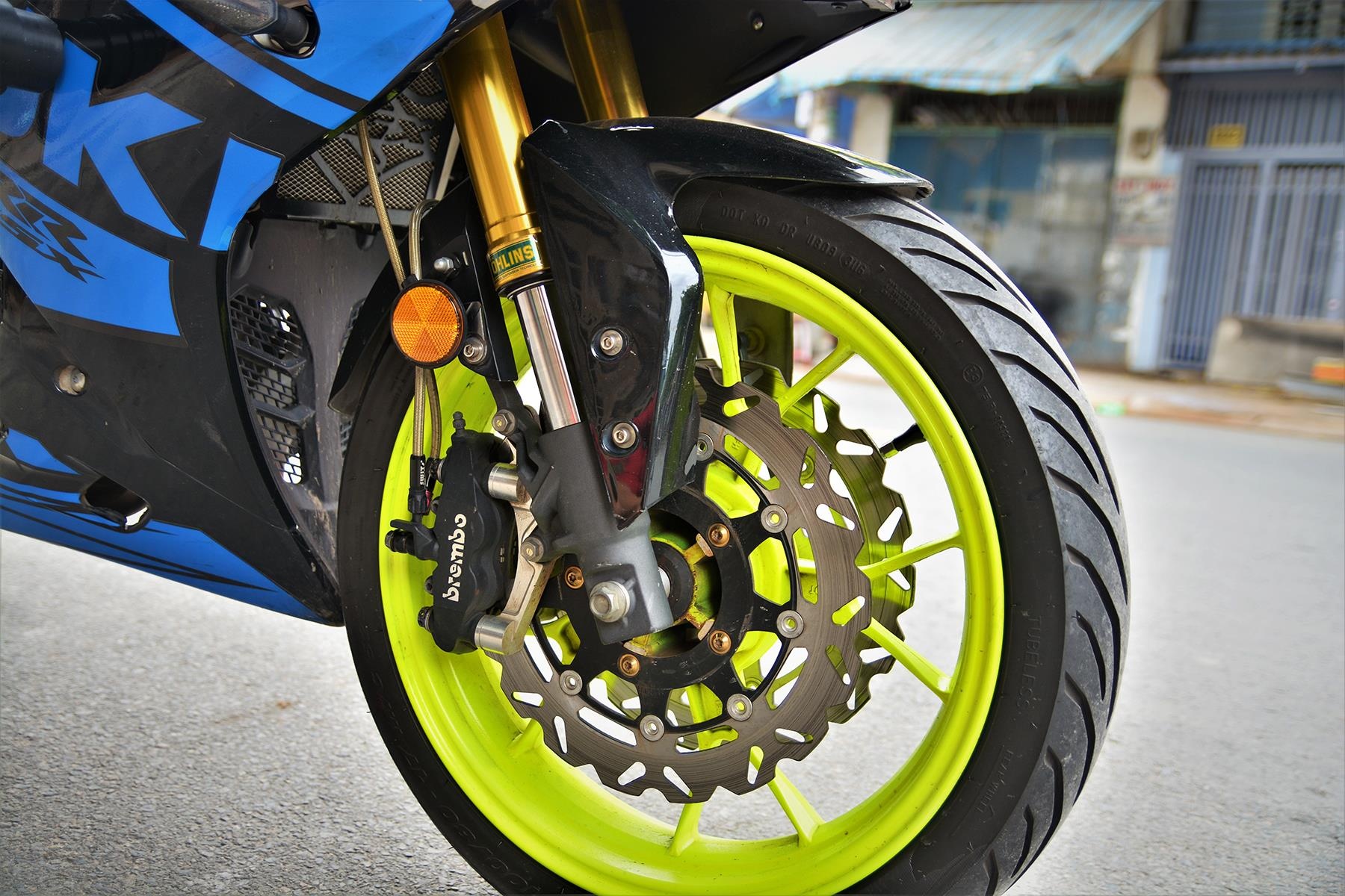 Suzuki GSX-R150 độ đồ chơi ảnh 2 Suzuki GSX-R150 do do choi anh 2