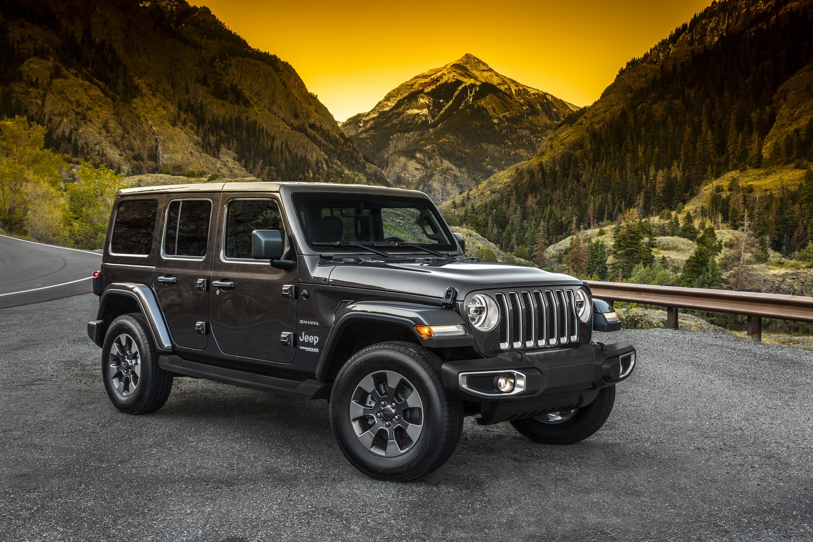 Jeep Wrangler tiep tuc bi loi khung suon anh 1
