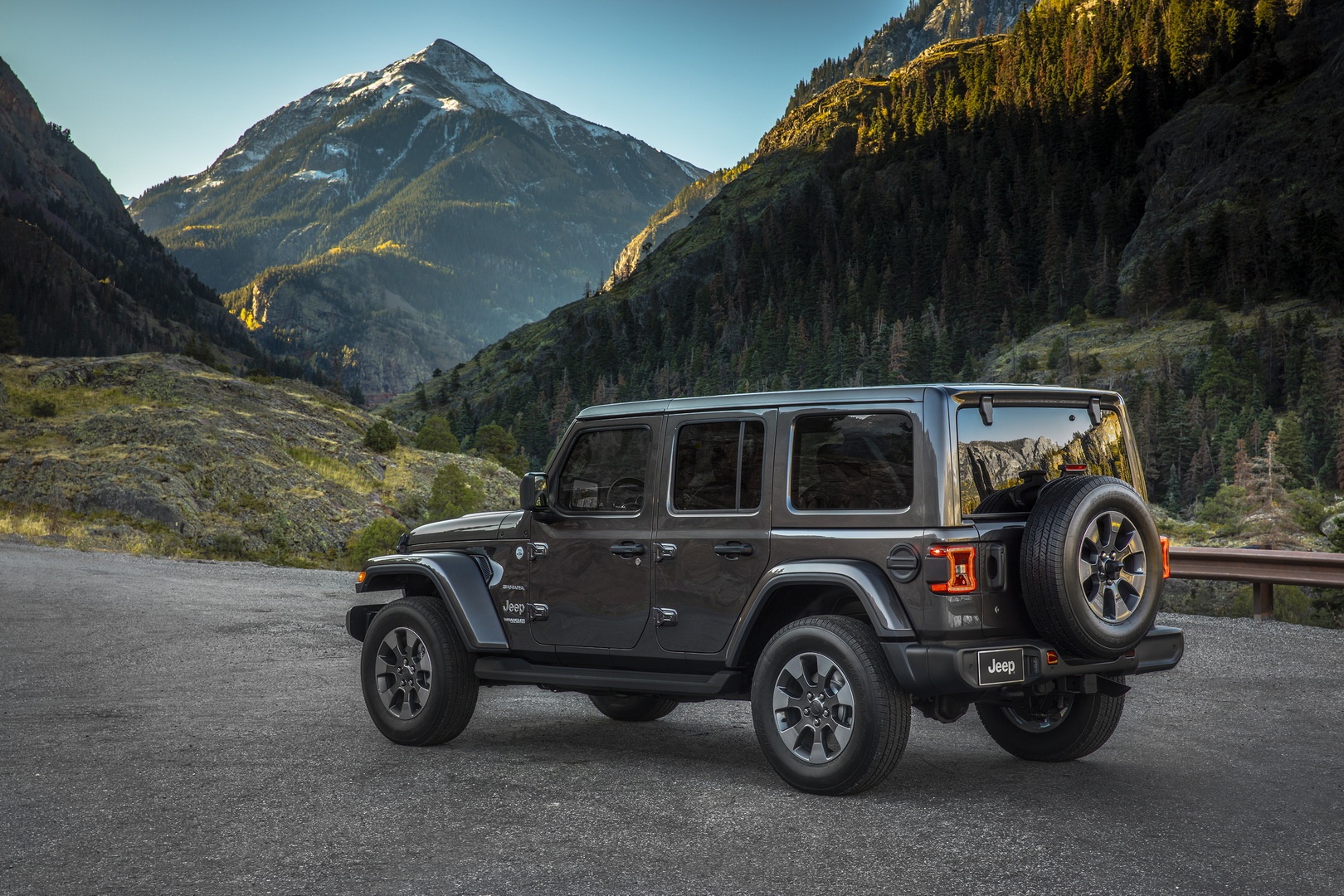 Jeep Wrangler tiep tuc bi loi khung suon anh 2