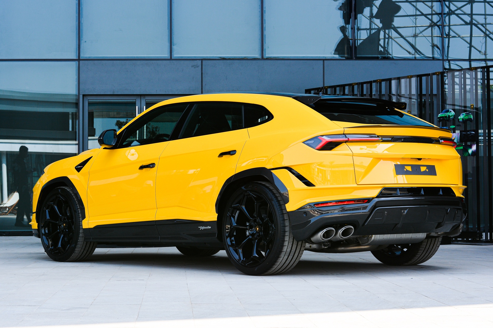 suv,  dat nhat the gioi,  top 10,  lamborghini,  ferrari,  maybach,  mercedes,  rolls-royce,  Cullinan,  Purosangue,  urus,  g63,  dbx,  dbx707,  aston martin anh 44