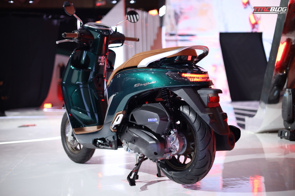 Honda Stylo 160 ra mat anh 8