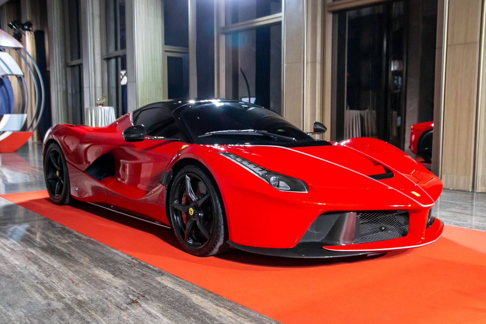 Ferrari LaFerrari Aperta brother 2