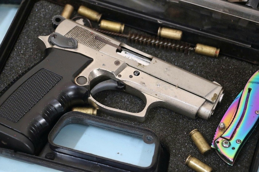 Thủ đoạn, Đường dây sản xuất, mua bán, vũ khí quân dụng ảnh 2 Thu doan, Duong day san xuat, mua ban, vu khi quan dung anh 2