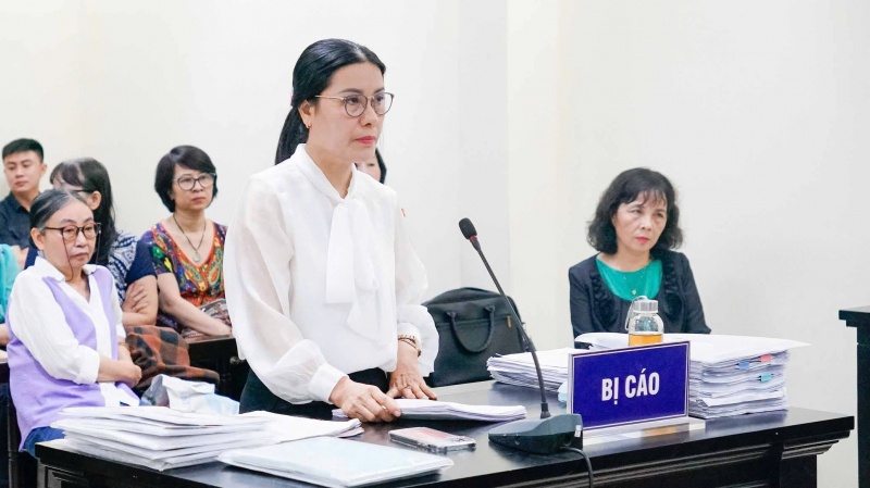 Truong THCS Ba Dinh,  Nguyen Thi Binh,  Pham Thi Minh Nguyet anh 1