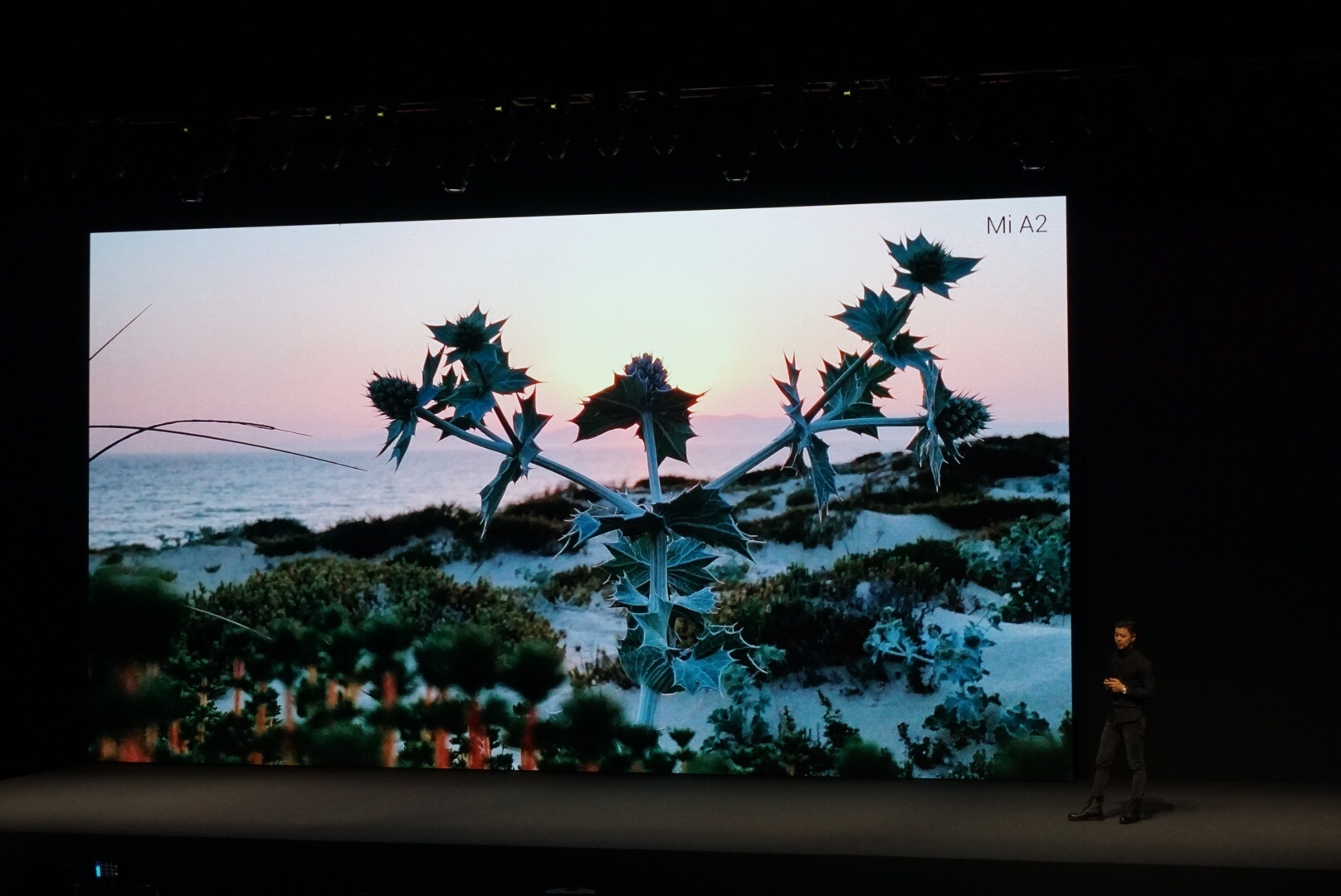Xiaomi ra mat Mi A2 va A2 Lite anh 13
