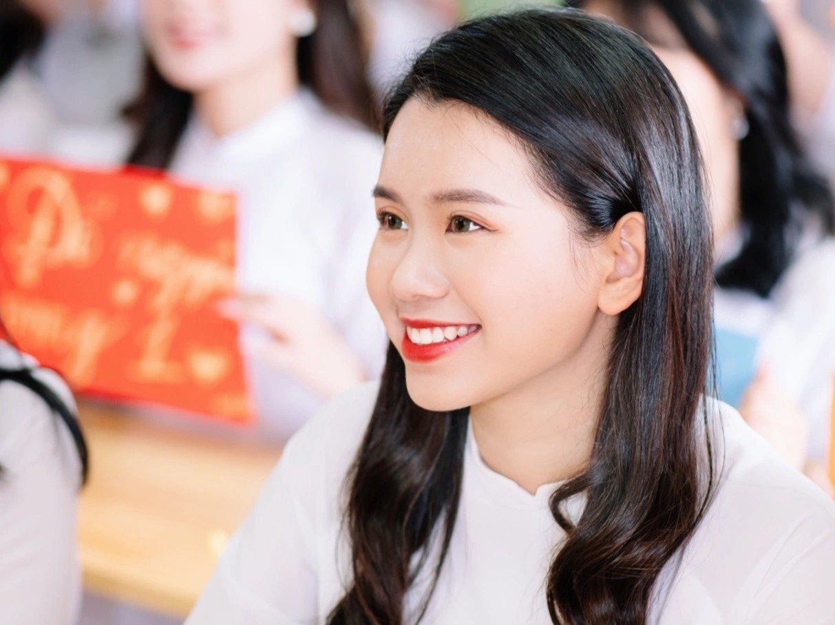 Nu sinh Hai Duong do 7 truong dai hoc anh 1