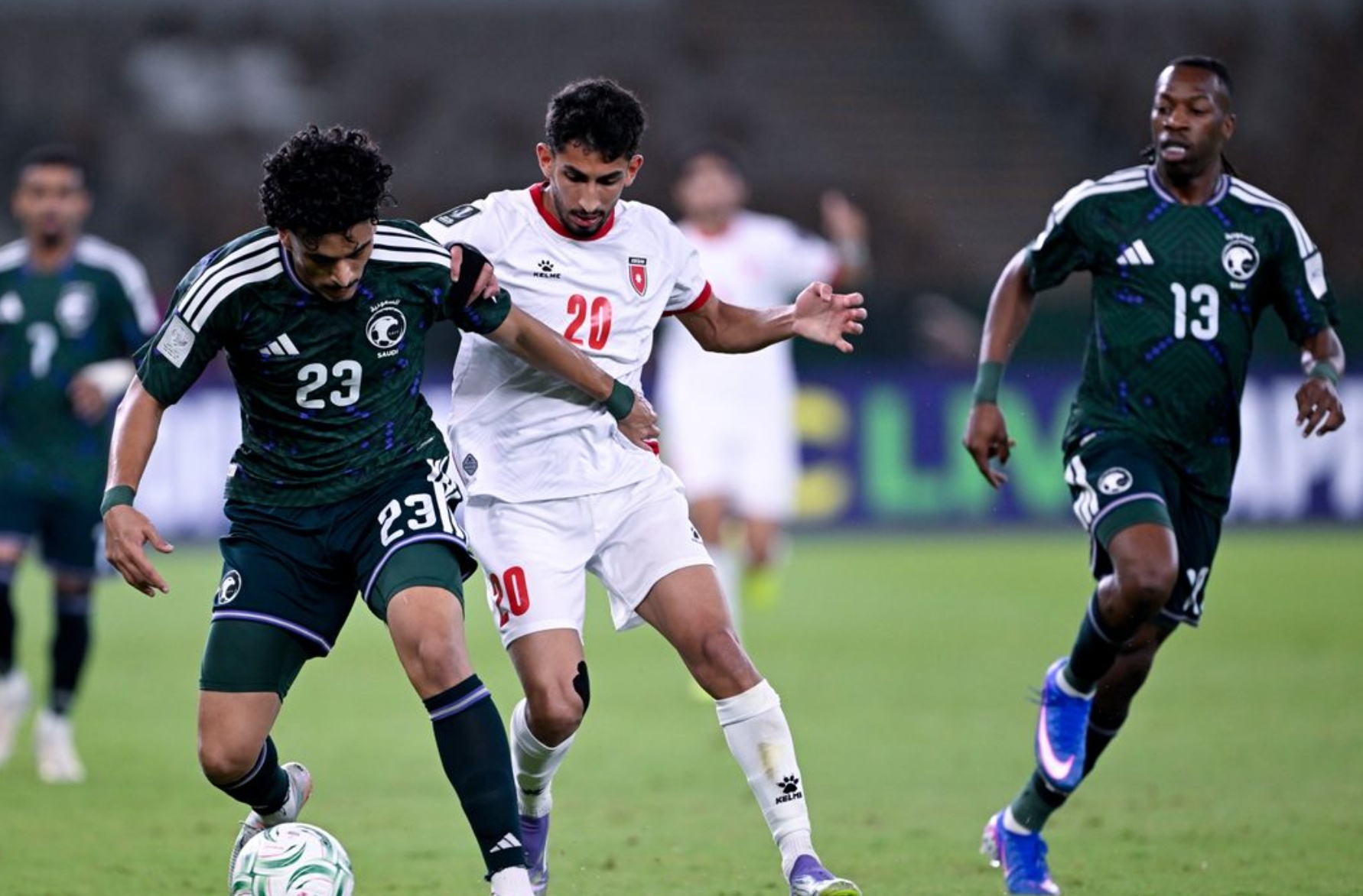 Các cầu thủ U23 Saudi Arabia tự làm khó mình sau khi để thua Jordan 2-3.