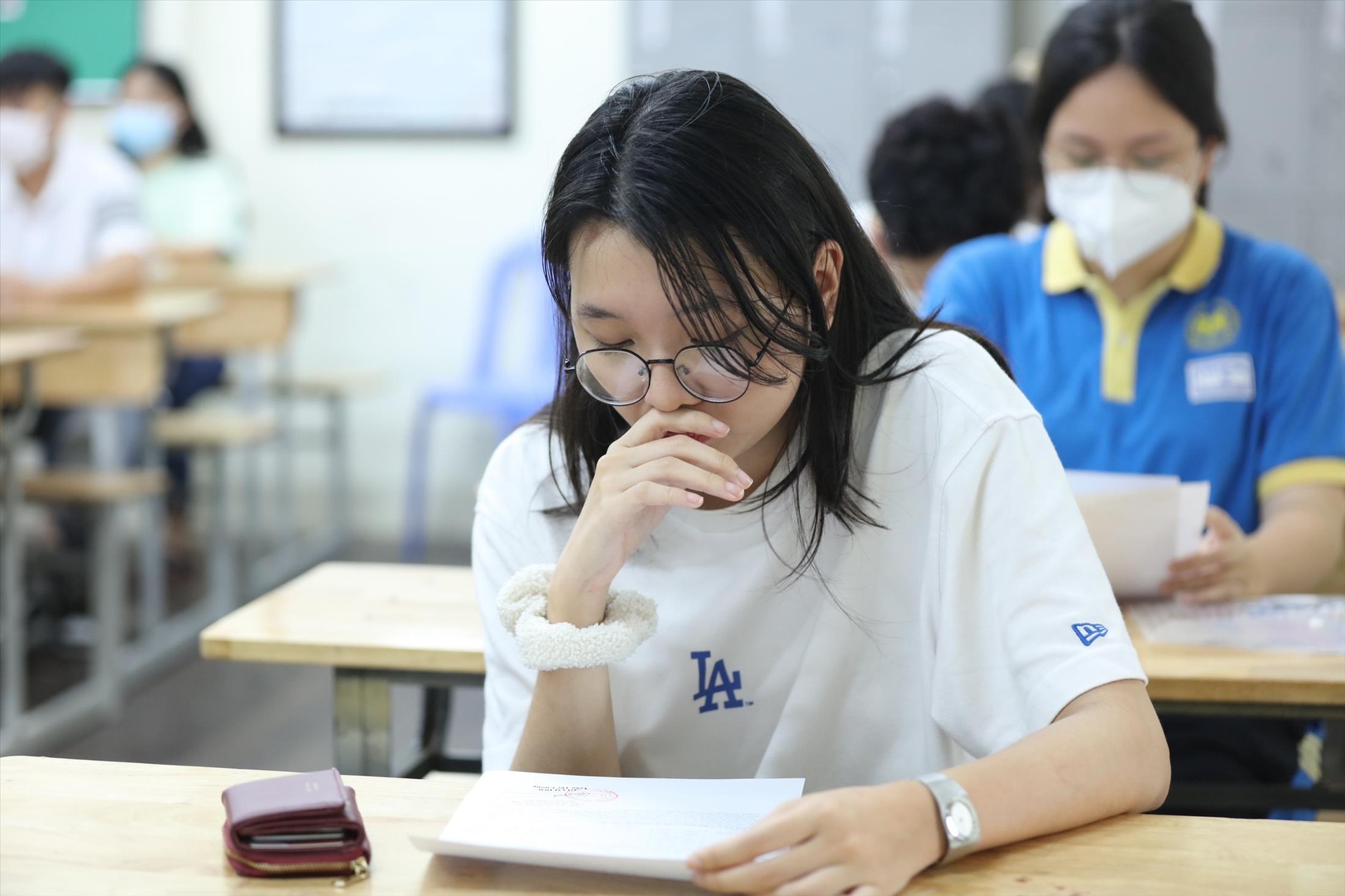 Hai thi sinh dat diem 10 mon Ngu van anh 1