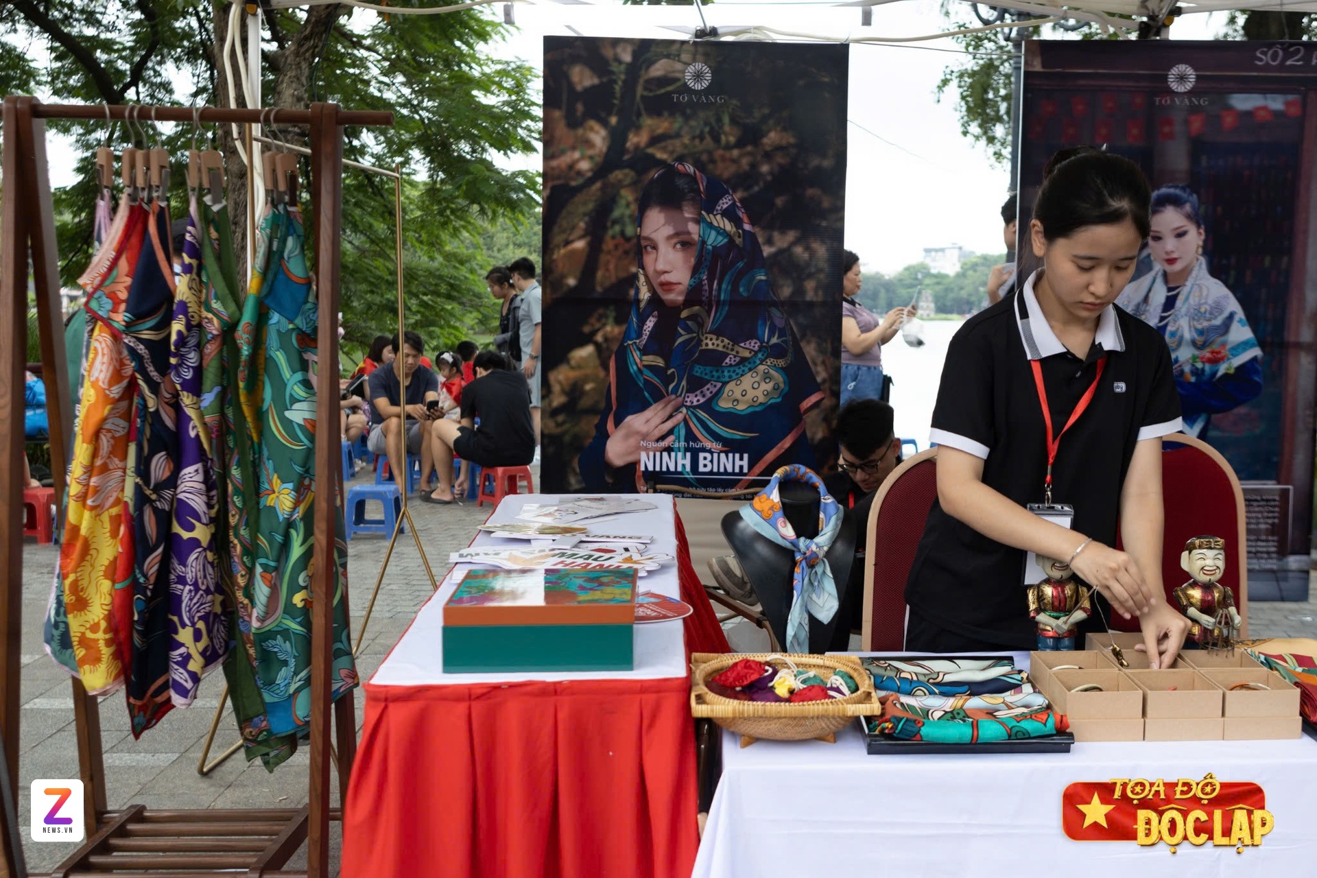 lua to vang,  Nguyen Thanh Huong lua,  To Vang Viet Nam, hoi sinh hoa van co,  lua to tam Viet, phat trien lua truyen thong anh 2