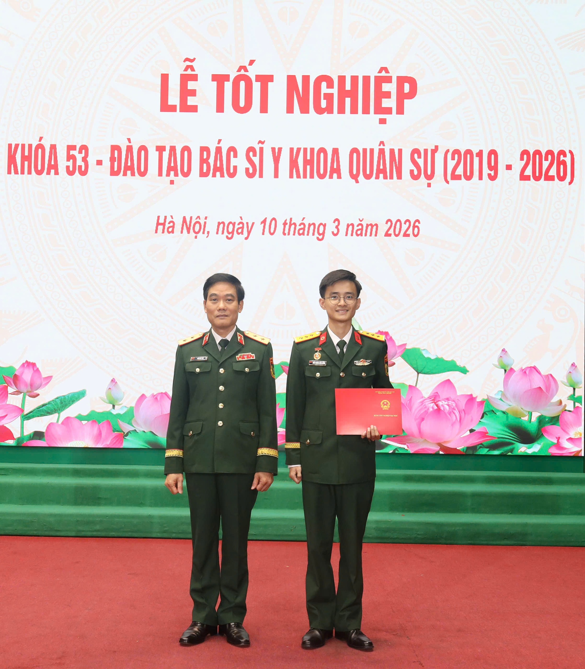 hoc vien Quan y anh 1