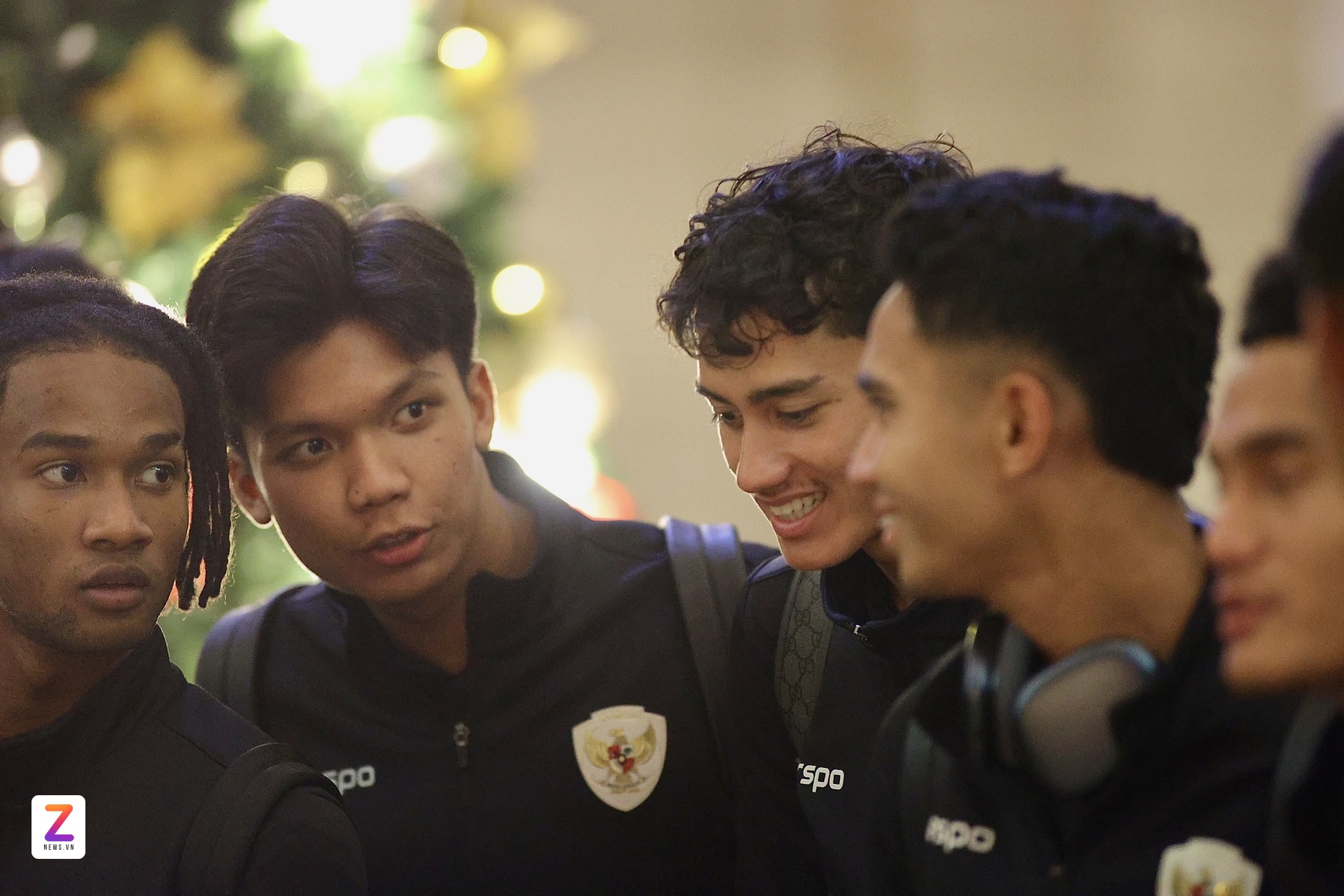 ĐT Indonesia lộ rõ vẻ mệt mỏi khi có mặt ở Phú Thọ 7 indonesia anh 7