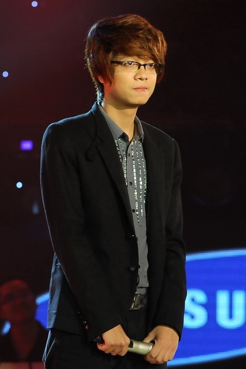 Thi sinh tham gia game show nhan mat anh 1