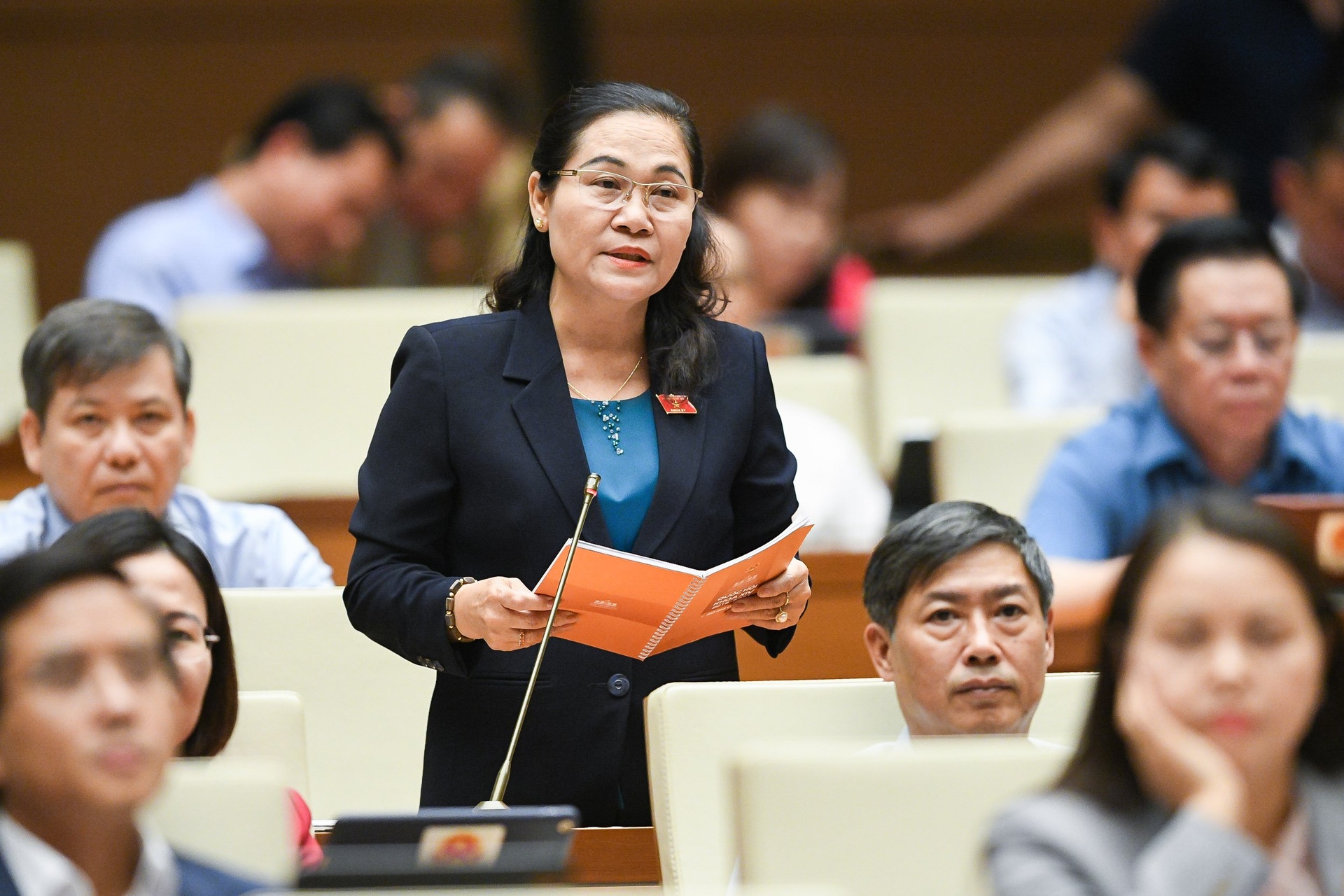bo truong bo xay dung,  xay nha xa hoi anh 3