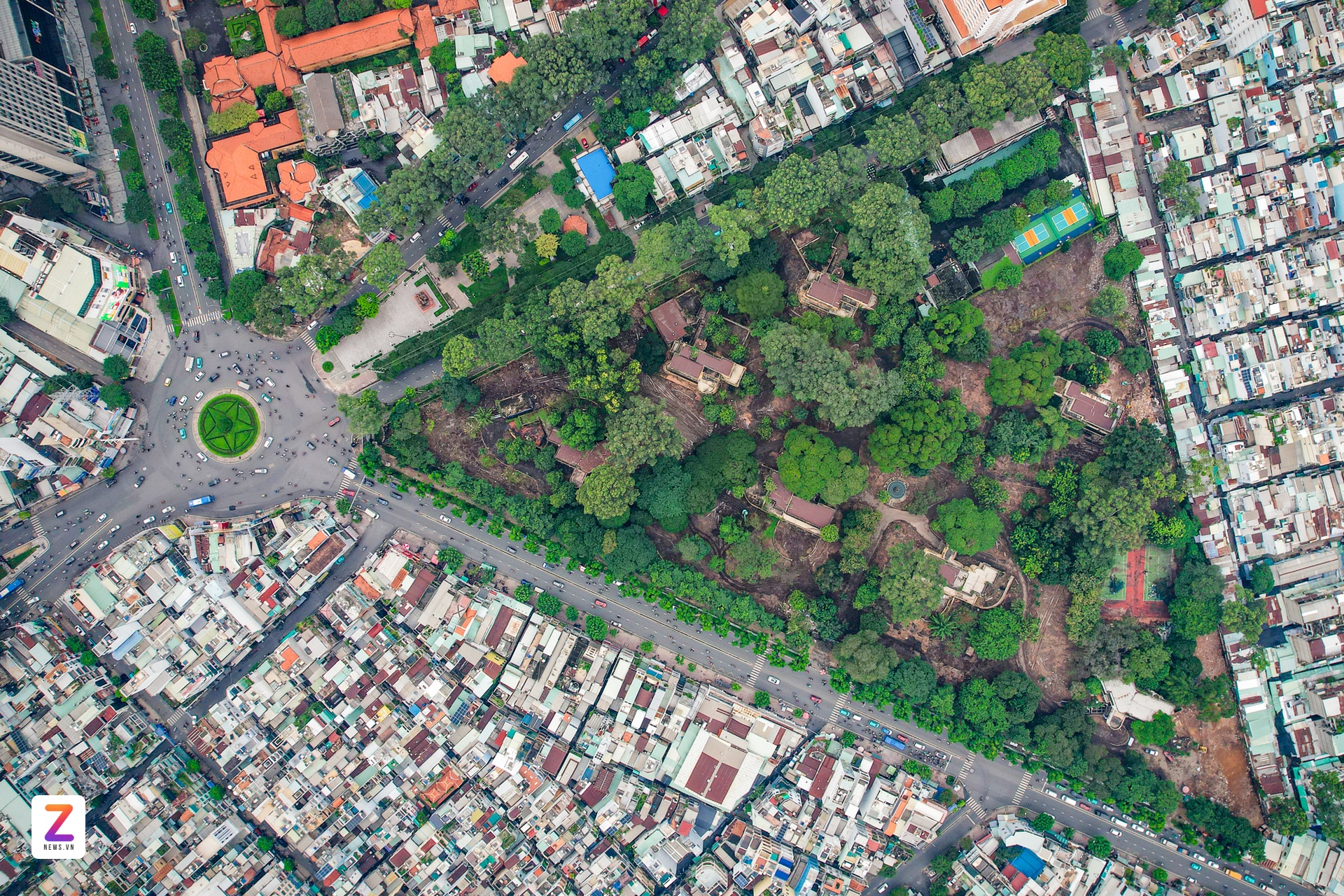 Đài tưởng niệm COVID-10 ảnh 1 Dai tuong niem COVID-10 anh 1